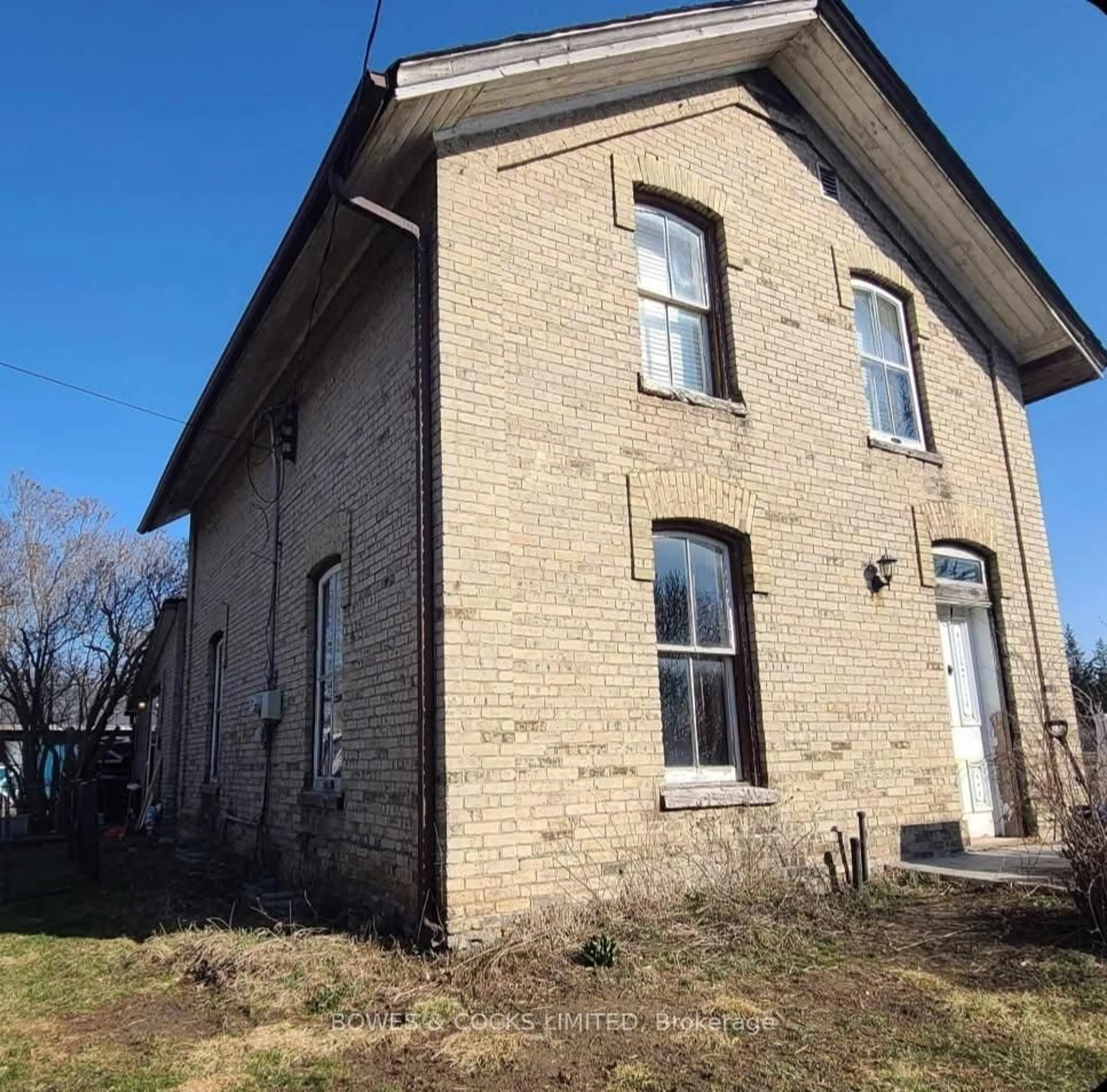 Home with brick exterior material, building for 2551 Highway 7, Kawartha Lakes Ontario K9V 4R5