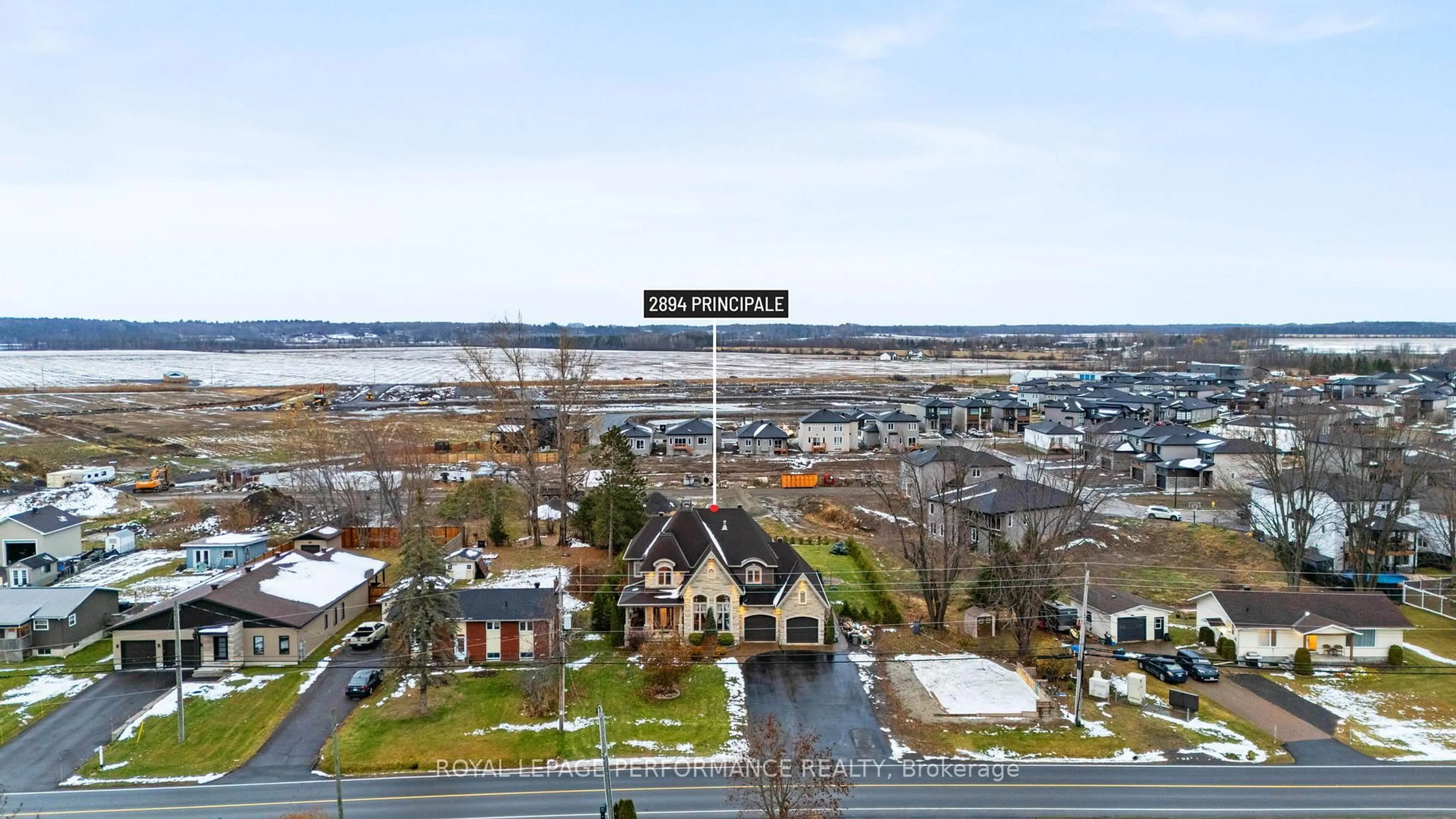 A pic from outside/outdoor area/front of a property/back of a property/a pic from drone, city buildings view from balcony for 2894 Principale St, Alfred and Plantagenet Ontario K0A 3K0