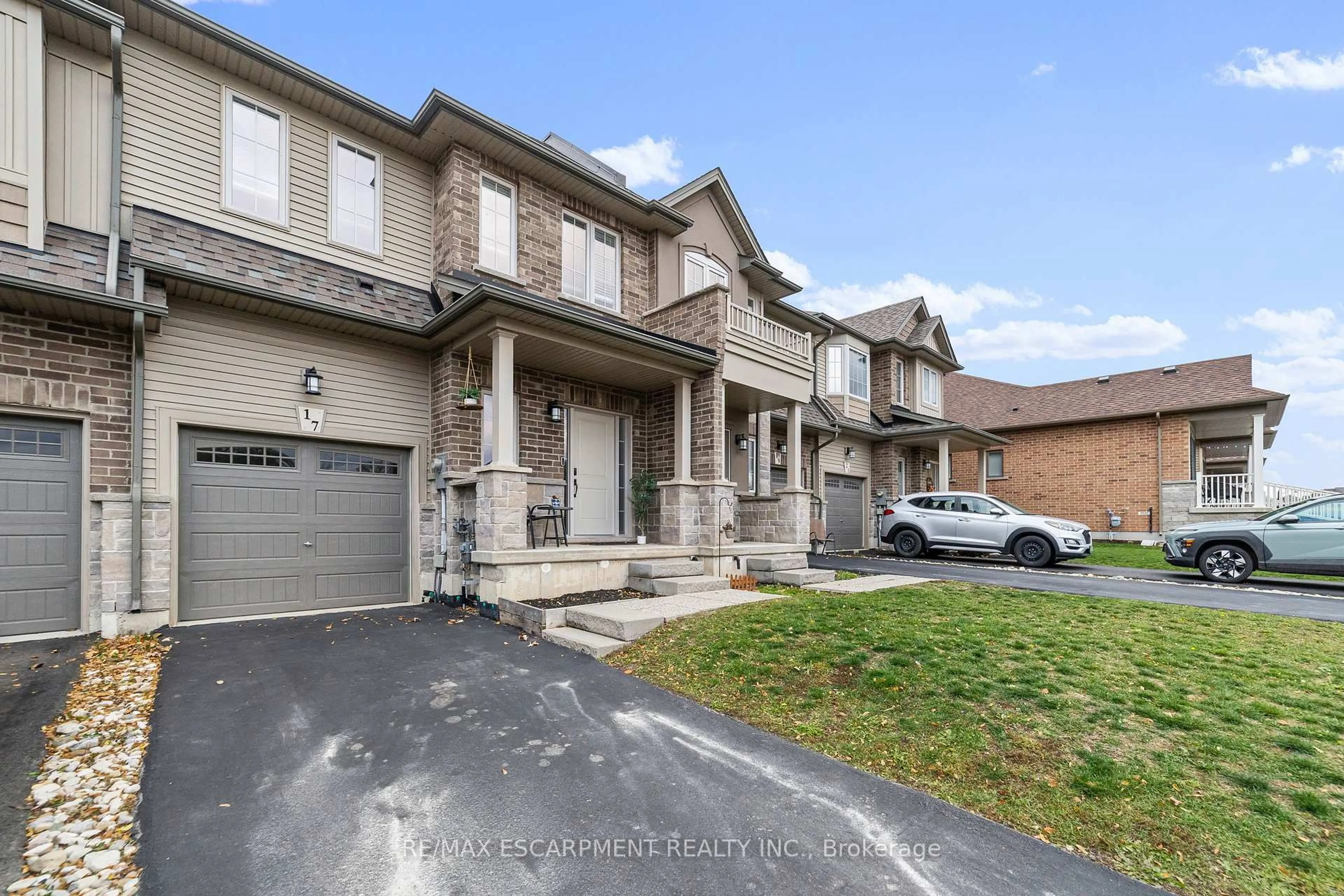 Unknown for 17 Dennis Dr, West Lincoln Ontario L0R 2A0