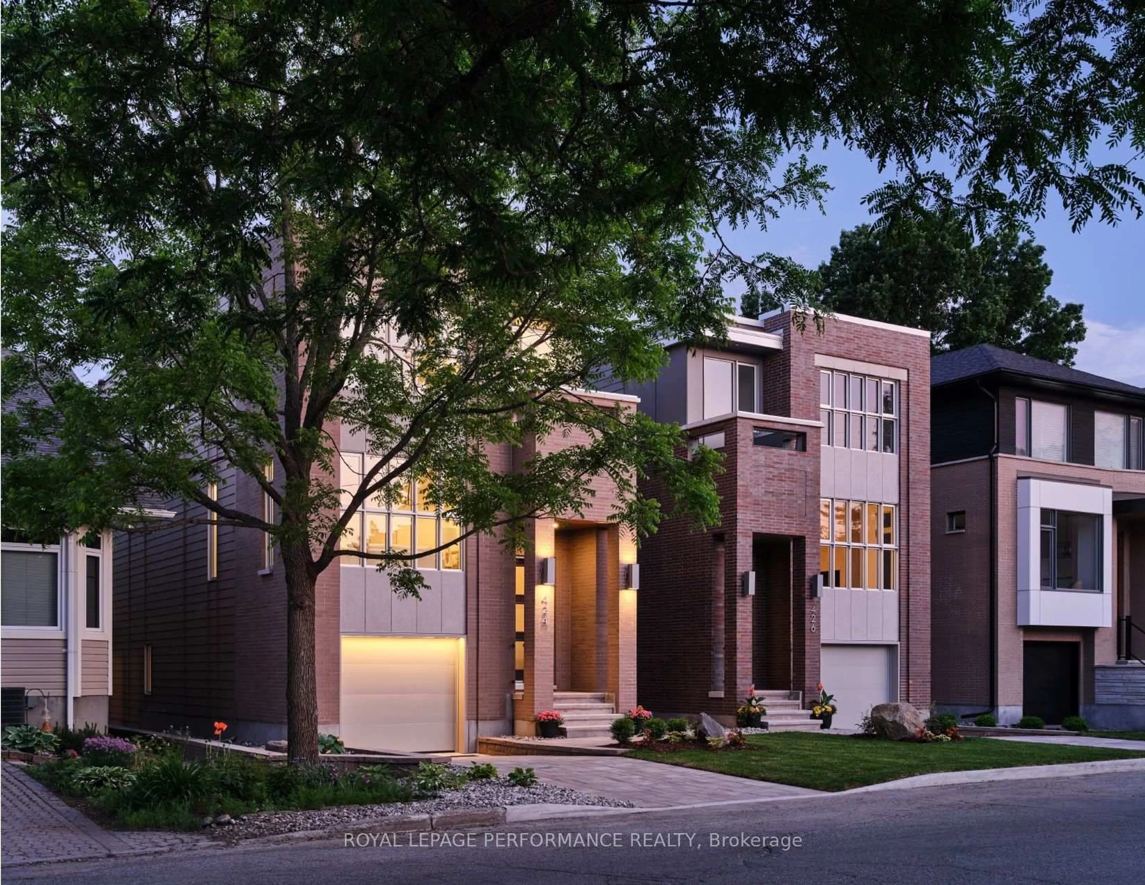 Home with brick exterior material, street for 424 Avondale Ave, Ottawa Ontario K2A 0S3