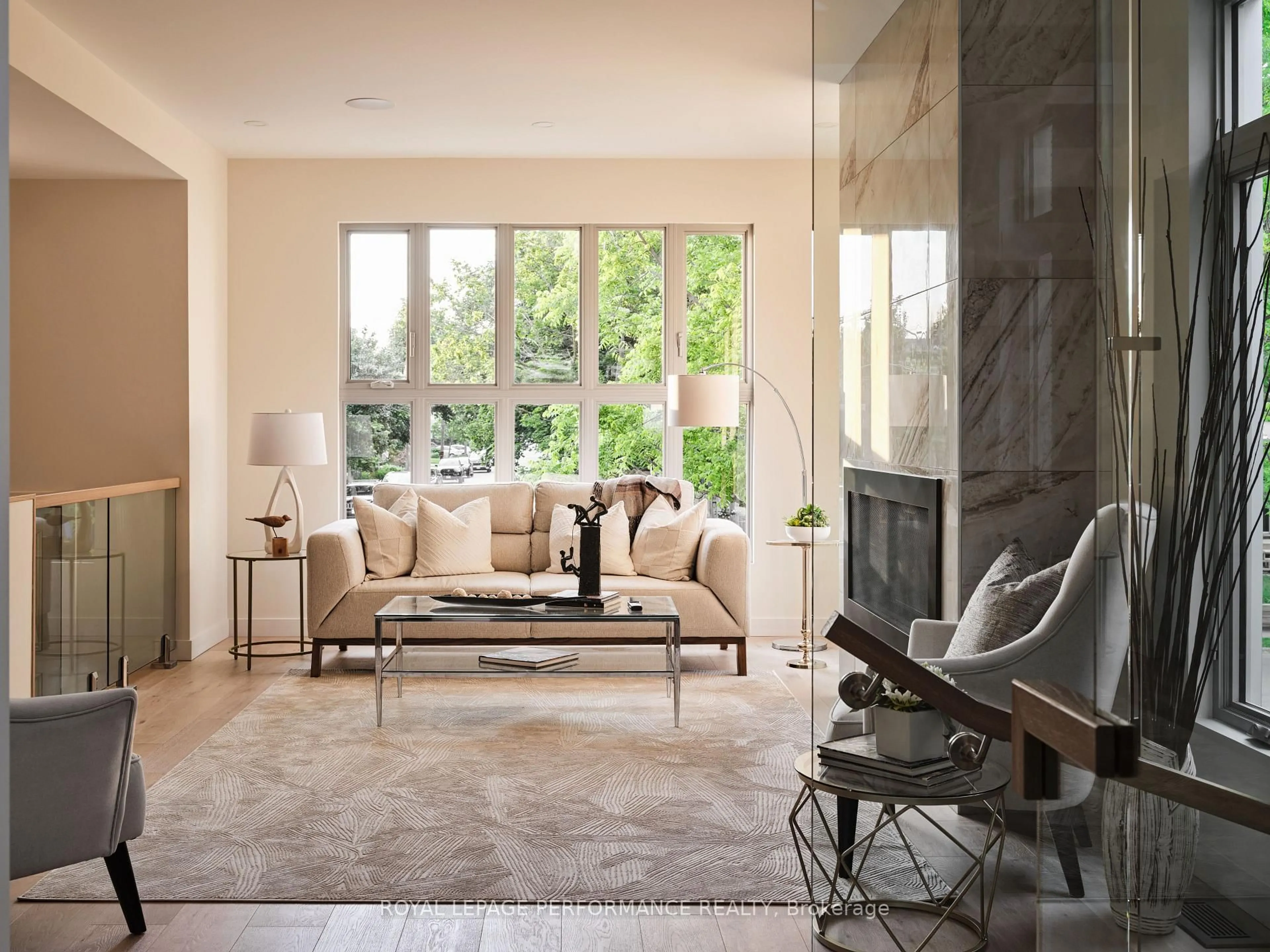 Living room with furniture, unknown for 424 Avondale Ave, Ottawa Ontario K2A 0S3