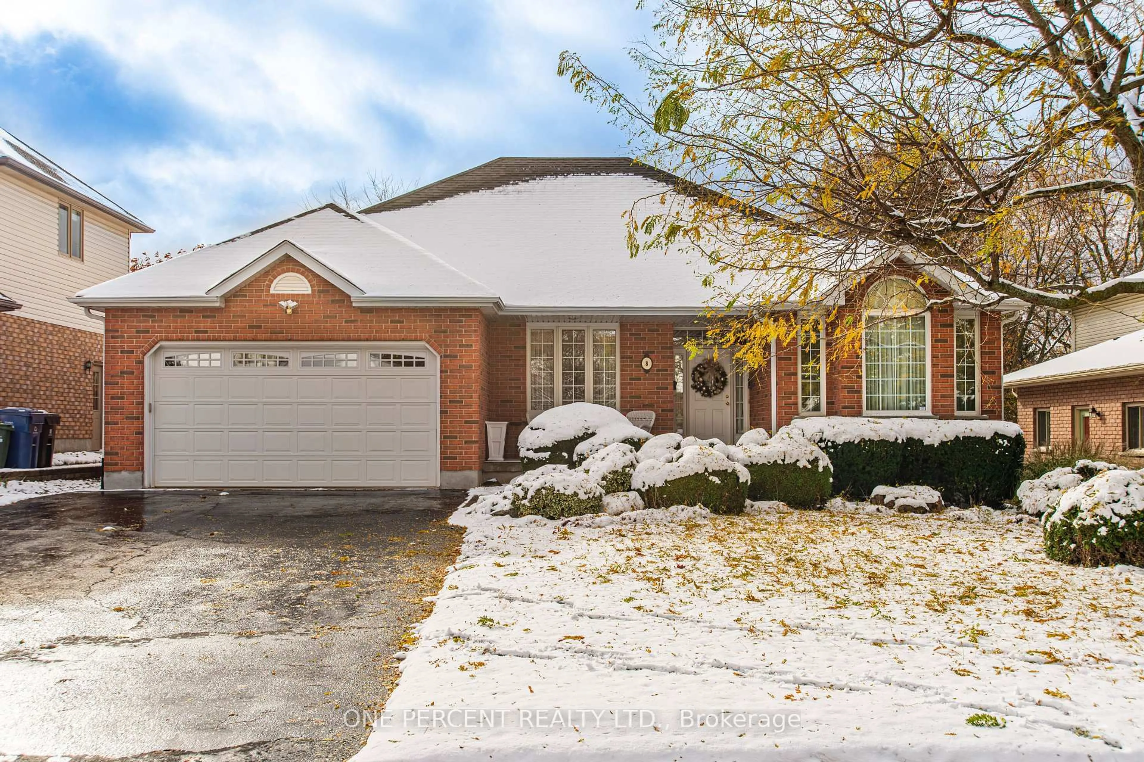 Home with brick exterior material, street for 8 Trillium Crt, Guelph Ontario N1G 4P8