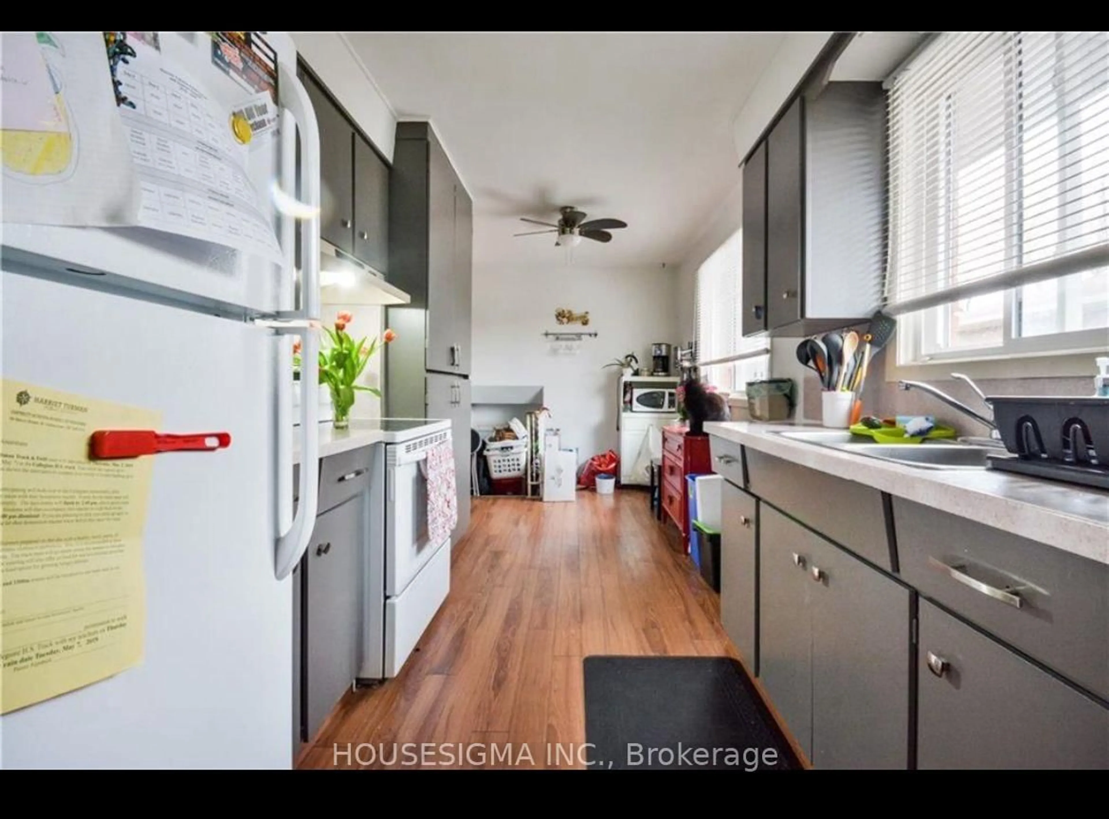 Unknown for 124 Dorchester Blvd, St. Catharines Ontario L2M 6B9