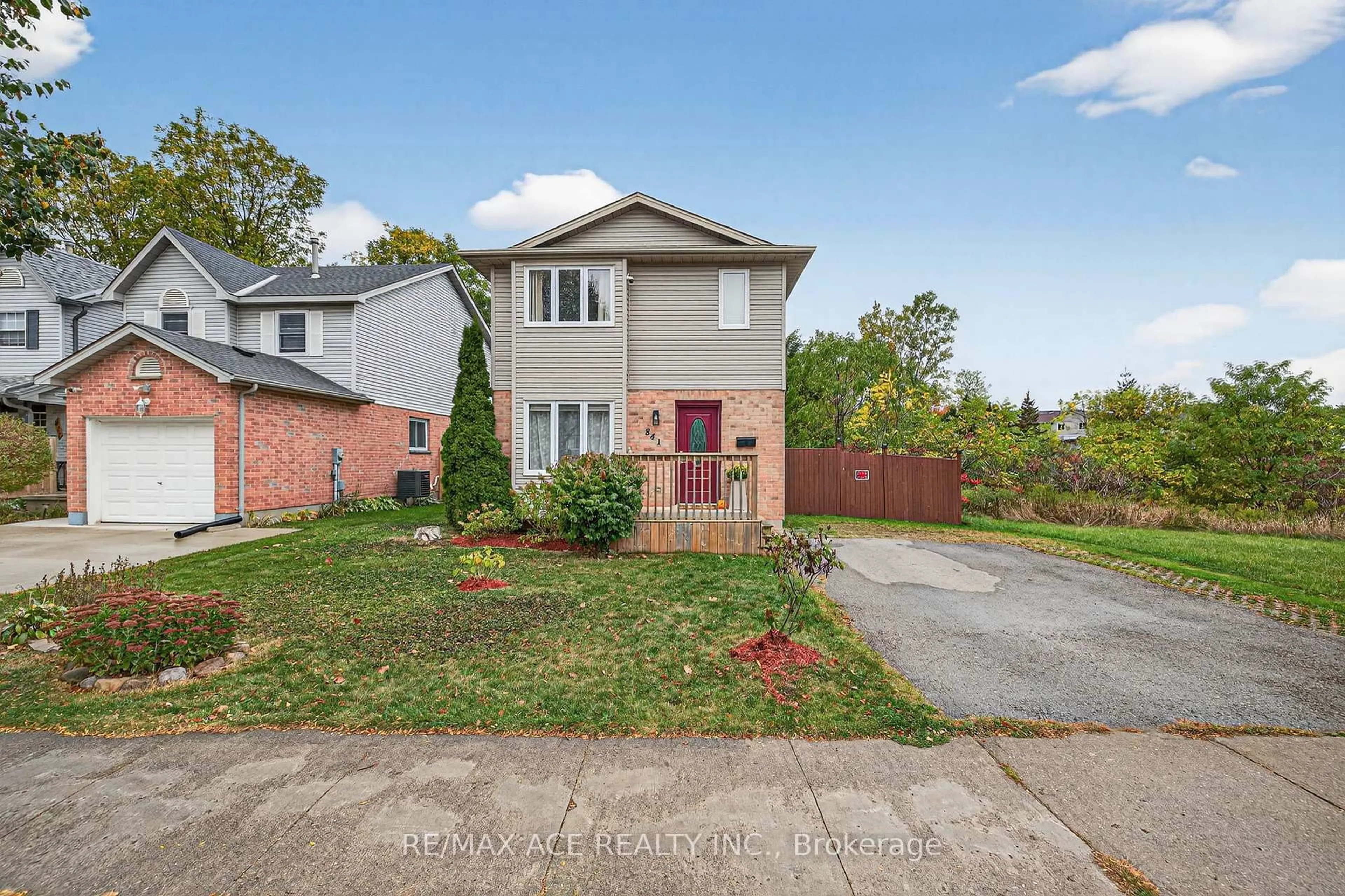 Home with brick exterior material, street for 841 Deveron Cres, London South Ontario N5Z 5B4