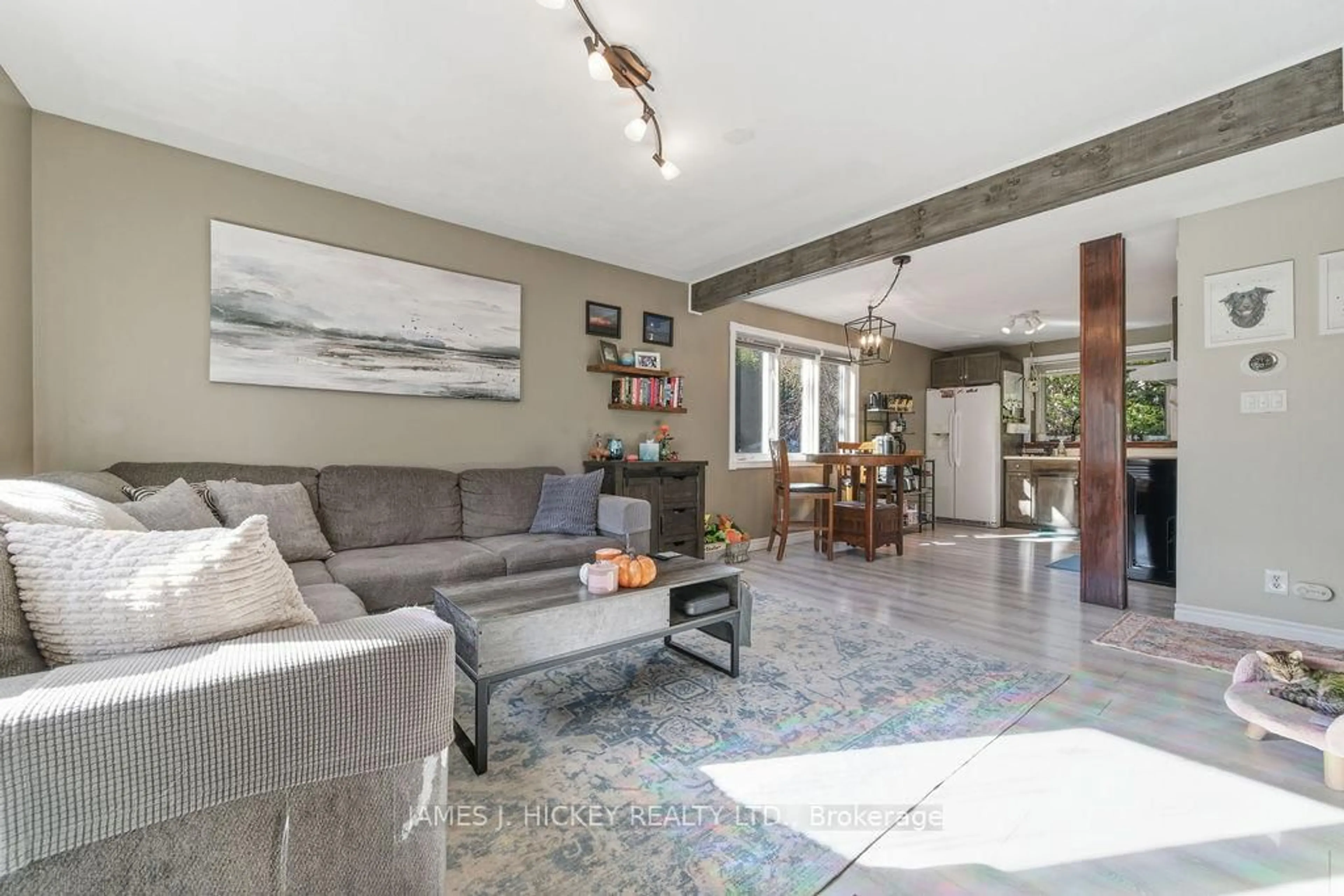 Living room with furniture, unknown for 143 Boundary Rd, Deep River Ontario K0J 1P0