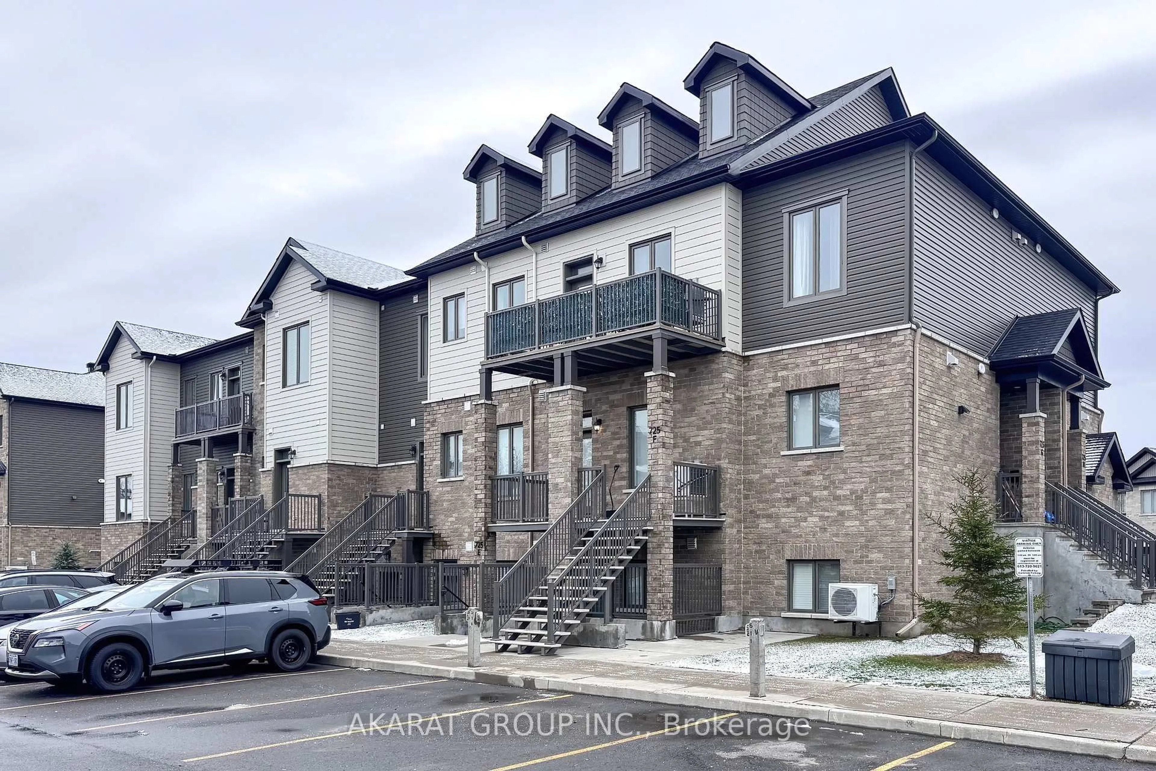 Unknown for G-725 Dearborn Private, Ottawa Ontario K1T 0W4