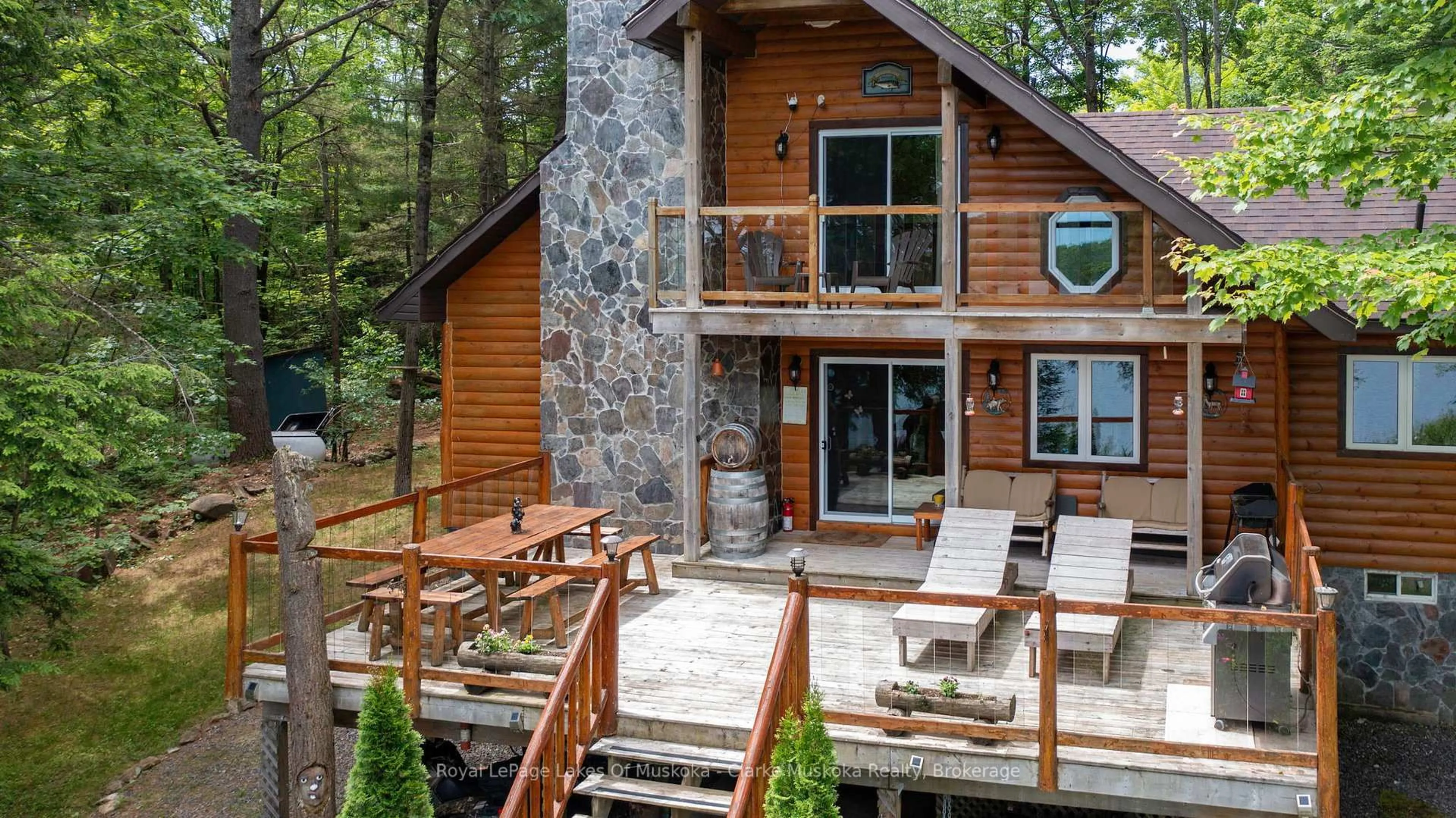 Patio, water/lake/river/ocean view for 1041 Summit Rd #1, Muskoka Lakes Ontario P0C 1M0