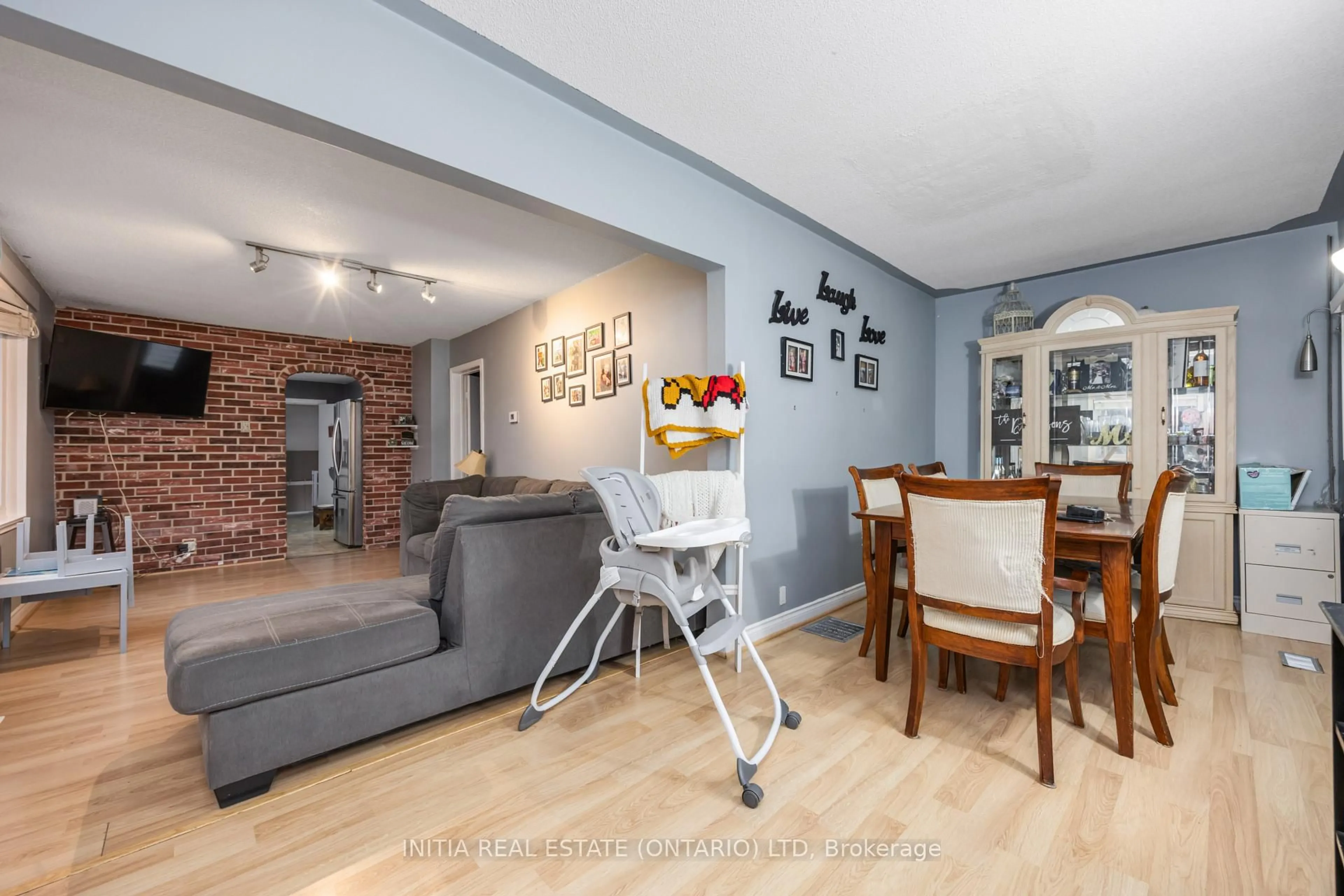 Living room with furniture, unknown for 856 Devine St, Sarnia Ontario N7T 1X5