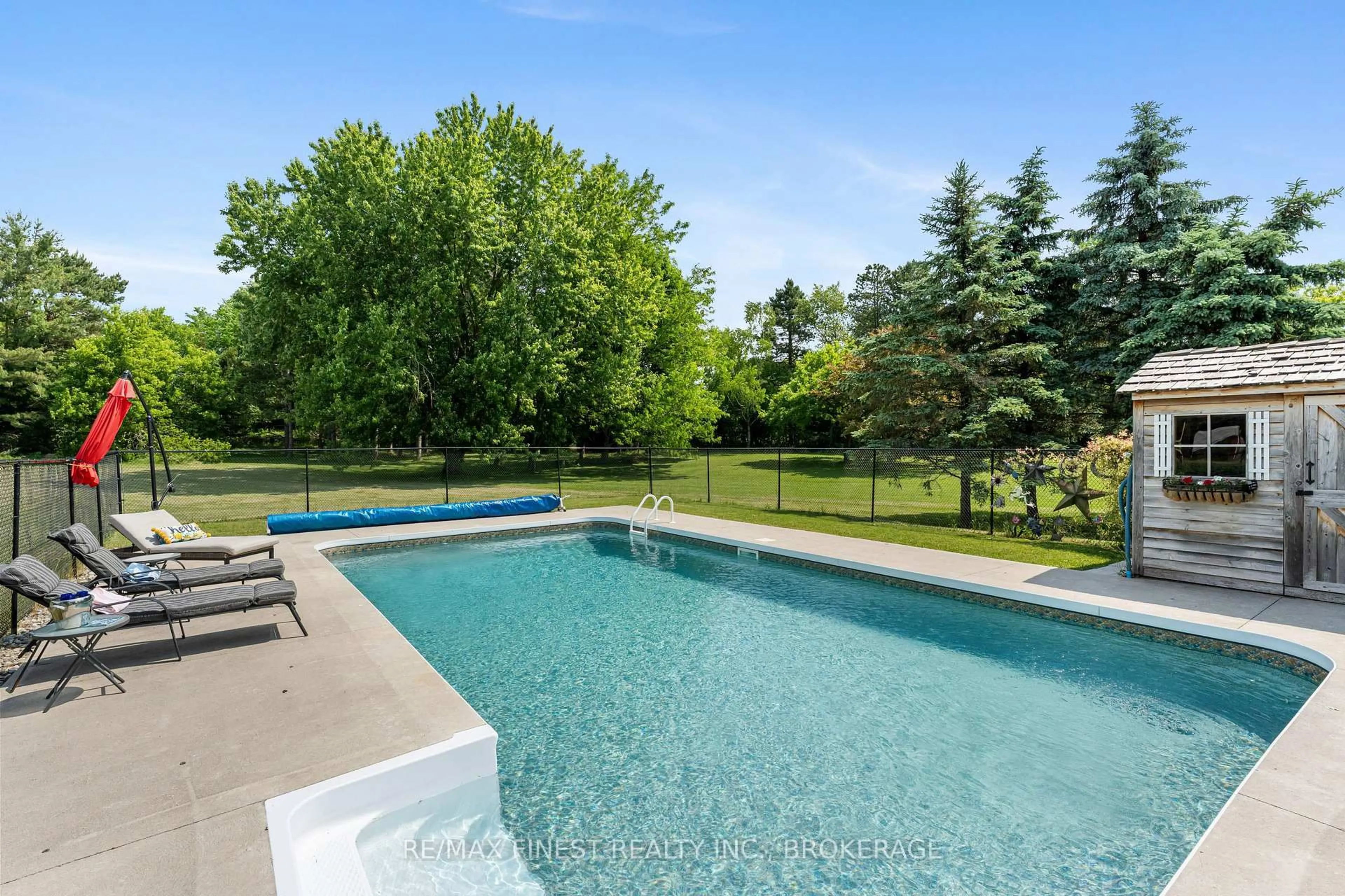 Pool for 7407 County Road 2, Napanee Ontario K7R 3K6