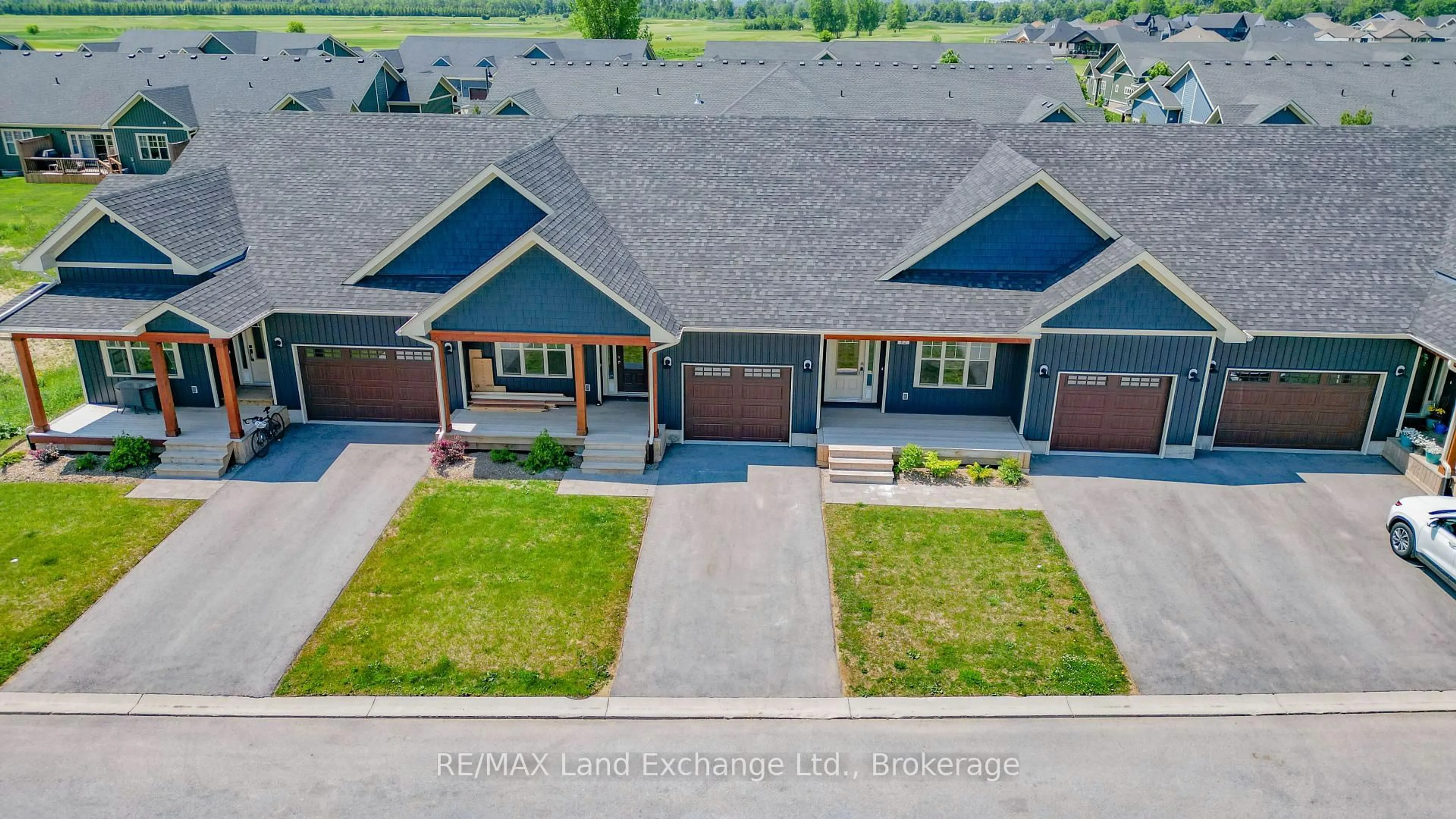 A pic from outside/outdoor area/front of a property/back of a property/a pic from drone, street for 86 Eagle Crt #18, Saugeen Shores Ontario N0H 2C3