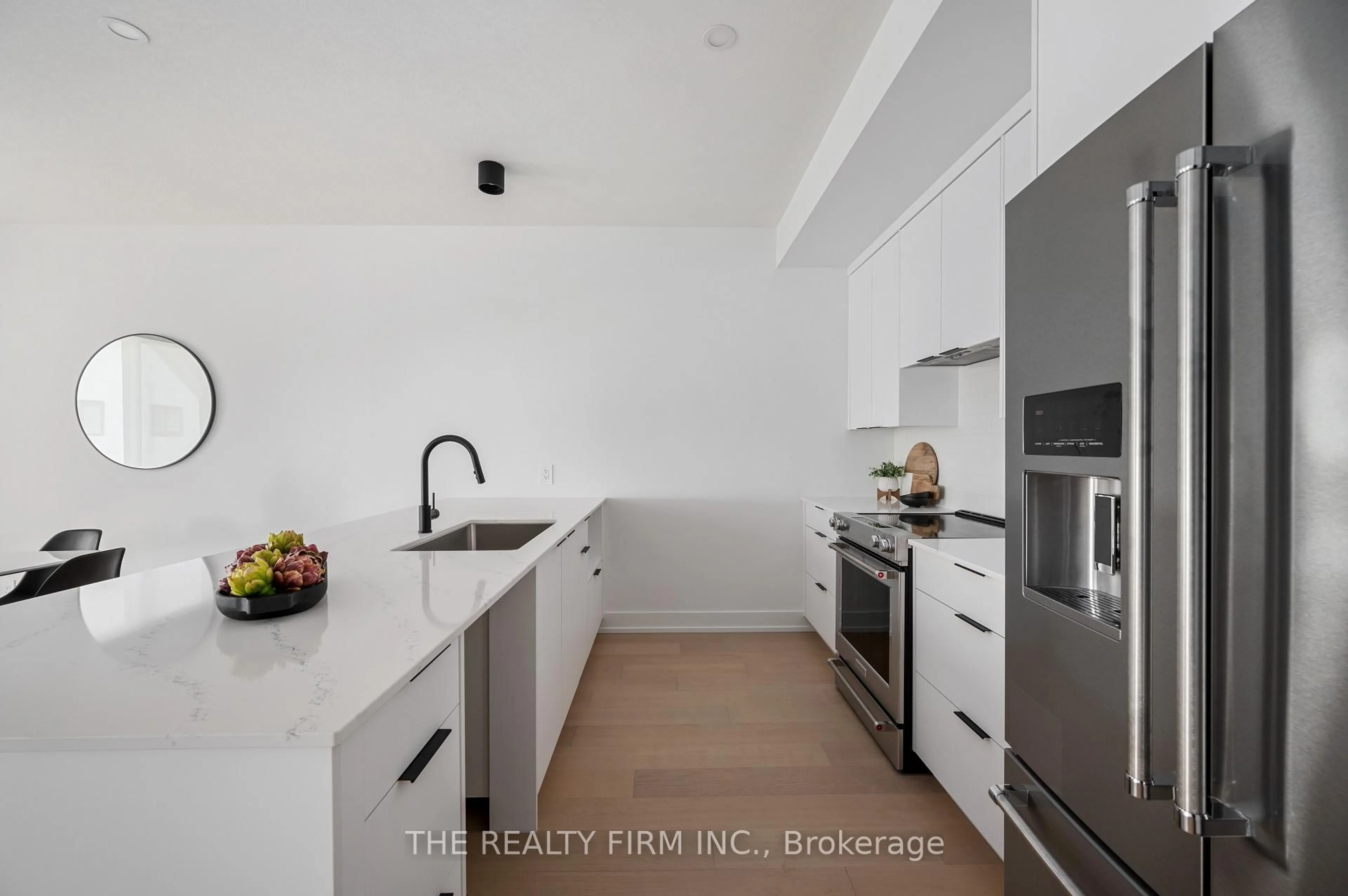 Unknown for 1965 Upperpoint Gate #91, London South Ontario N6K 0L2