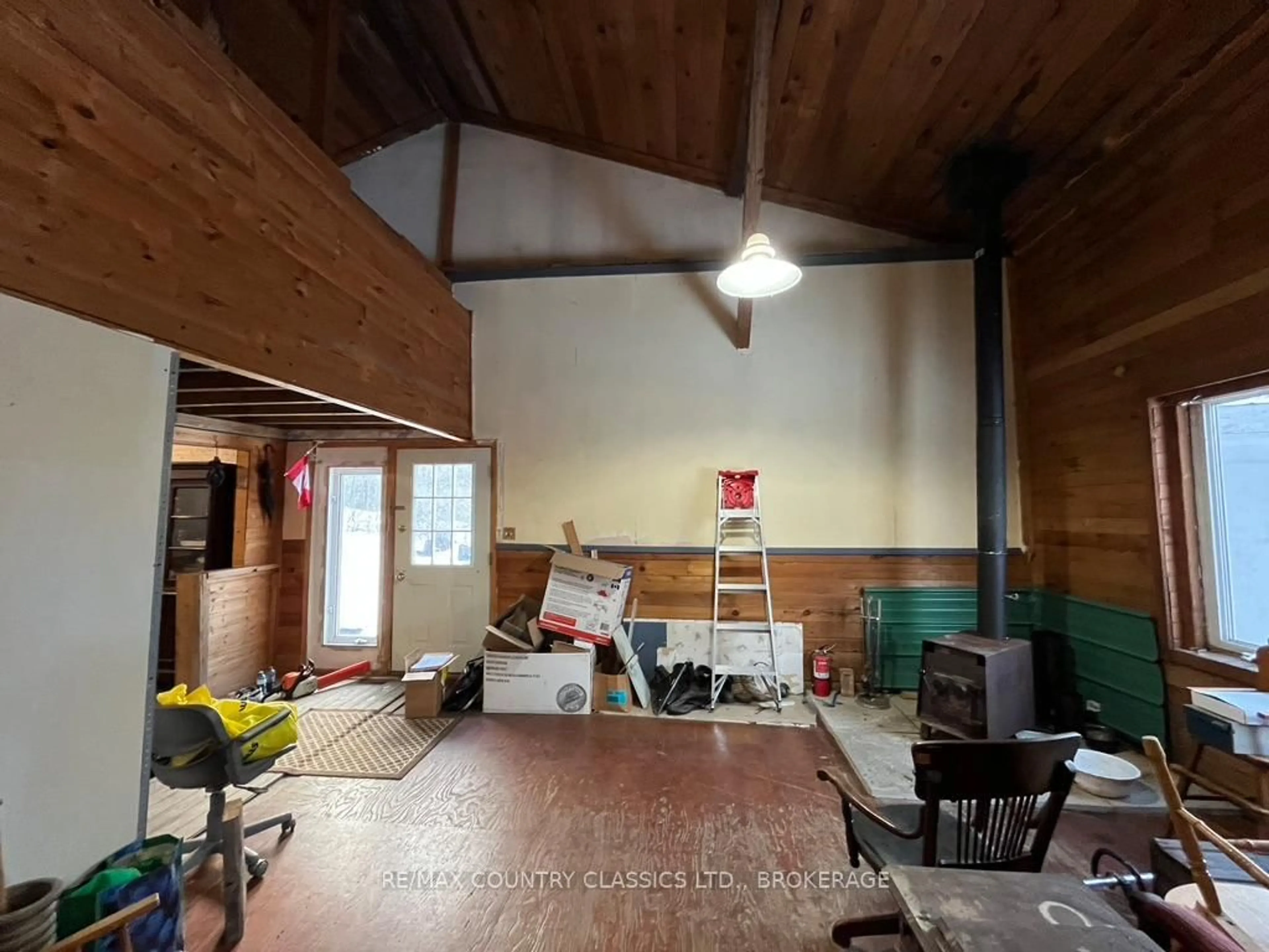 A pic of a room for 534 B Slate Falls Rd, Denbigh Ontario K0H 1L0