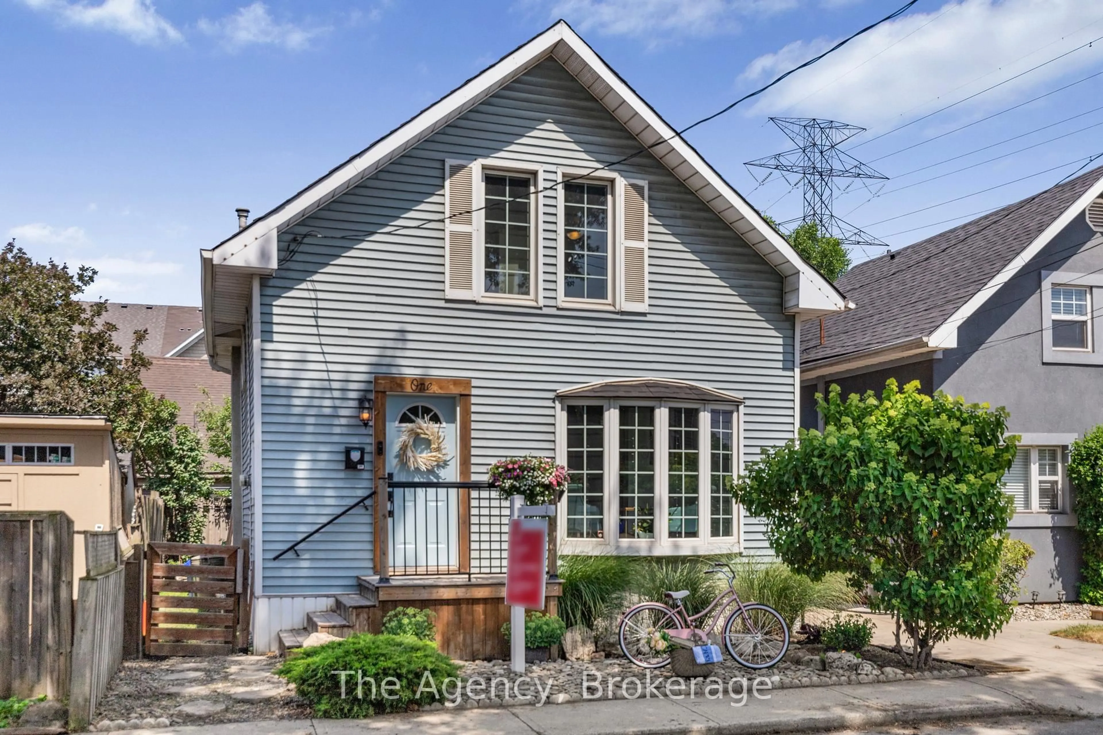 Home with vinyl exterior material, street for 1 Mareve Ave, Hamilton Ontario L8H 7A7