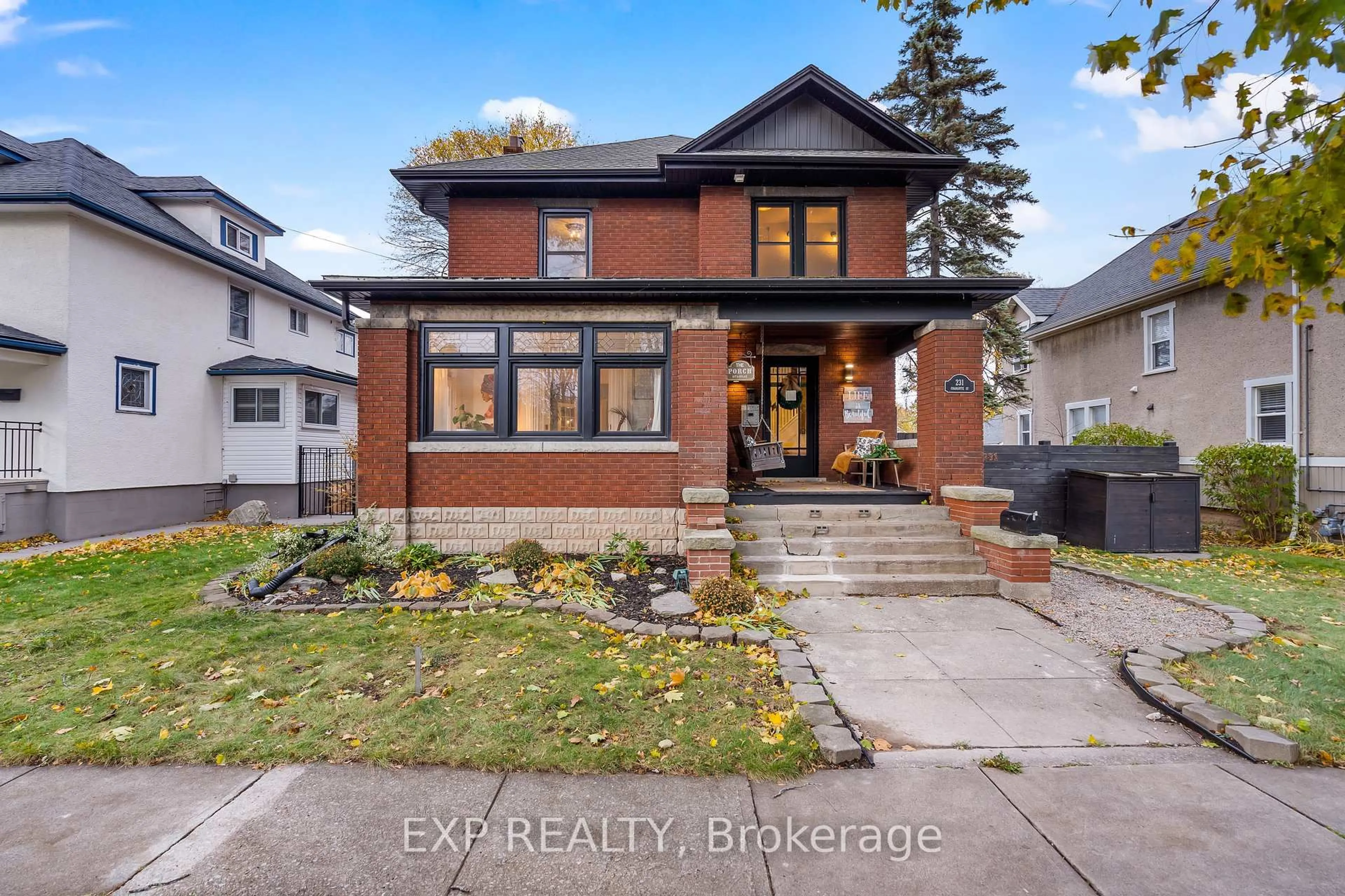 Home with brick exterior material, street for 231 Charlotte St, Port Colborne Ontario L3K 3E5