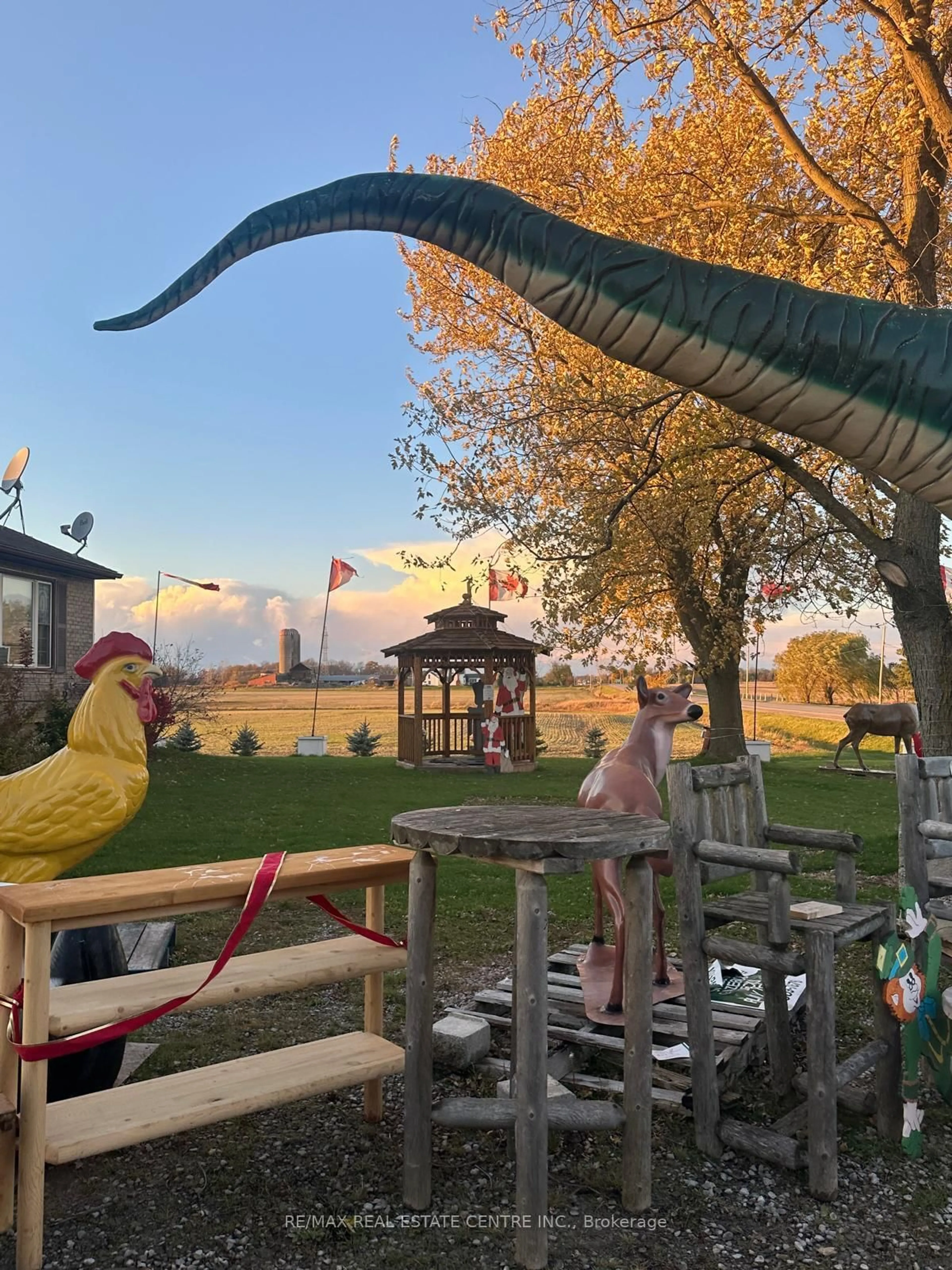 Patio, water/lake/river/ocean view for 1349 Highway 56, Haldimand Ontario N3W 1T1