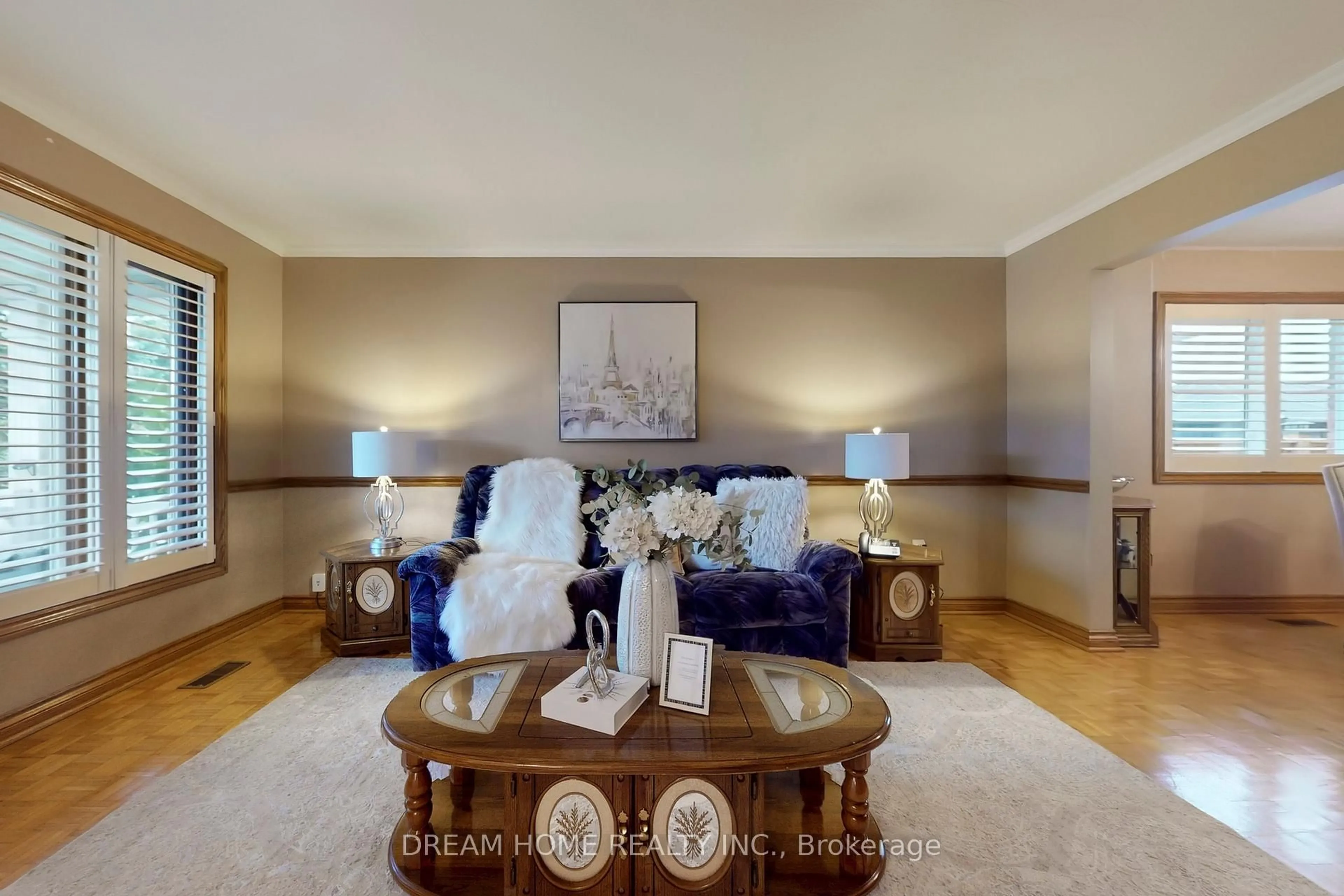 Living room with furniture, unknown for 7737 Mount Carmel Blvd, Niagara Falls Ontario L2H 2Y3