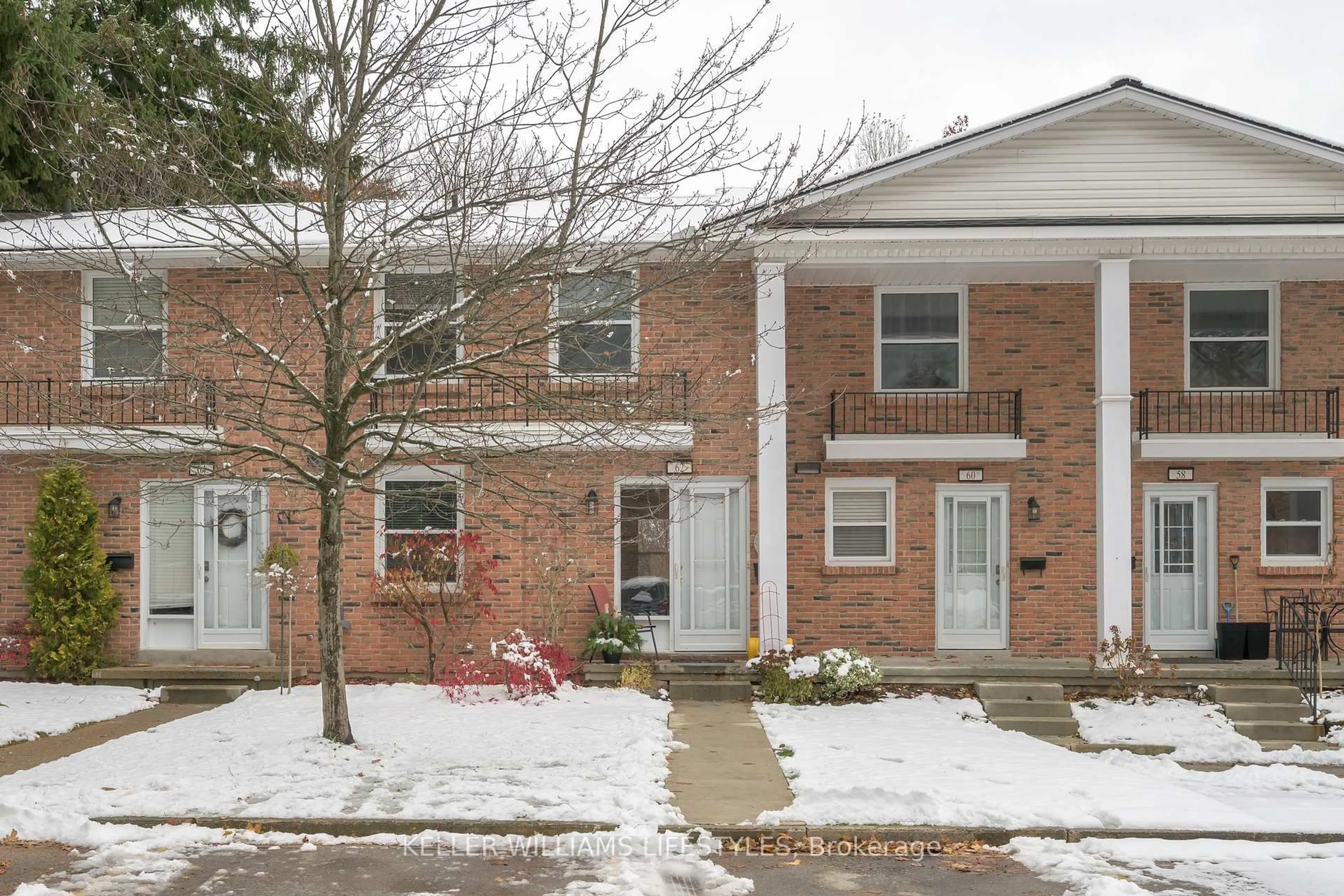 Home with brick exterior material, street for 1385 Commissioners Rd #62, London South Ontario N6K 1E2