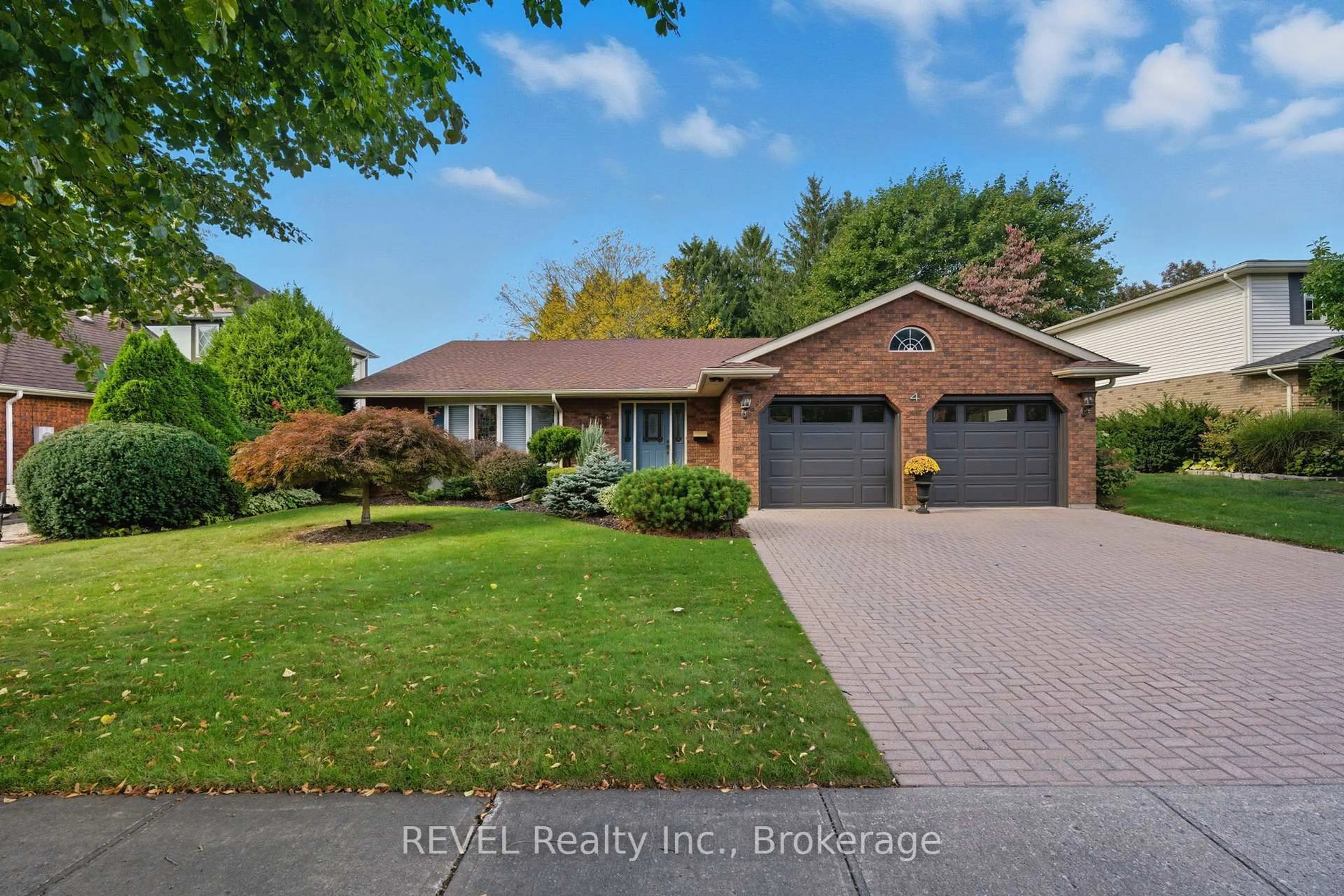 Home with brick exterior material, street for 4 Kevin Dr, Pelham Ontario L0S 1E4
