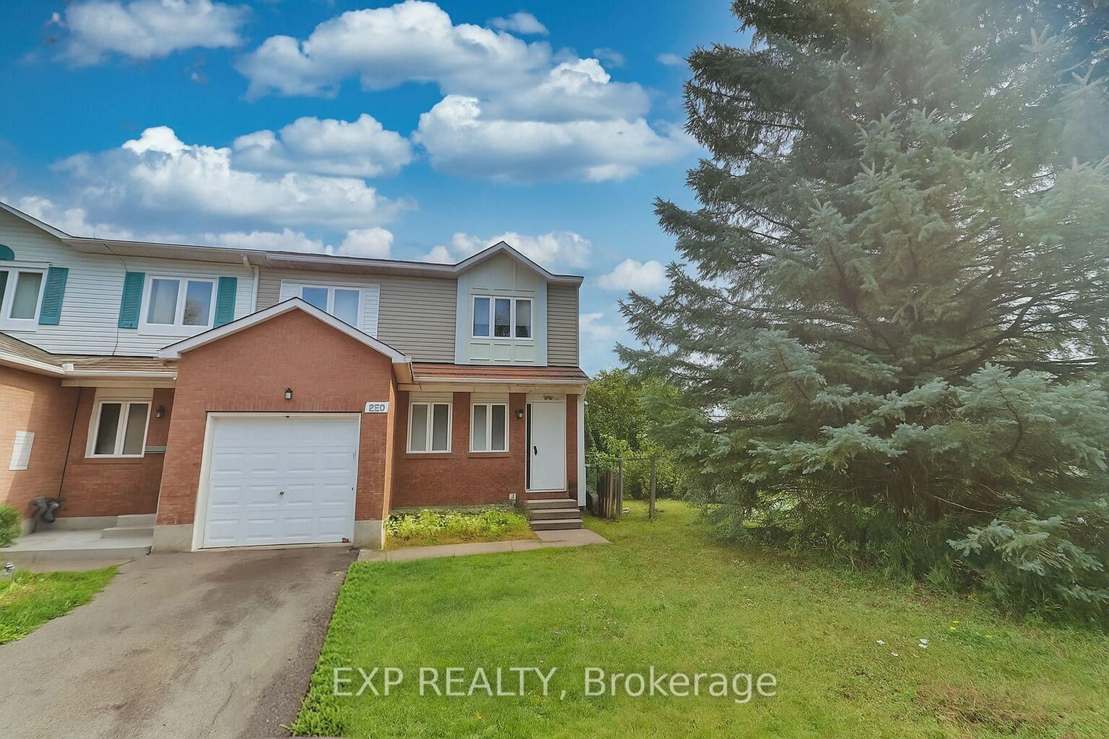 A pic from outside/outdoor area/front of a property/back of a property/a pic from drone, street for 2127 Lauzon St, Orleans Ontario K4A 3K7