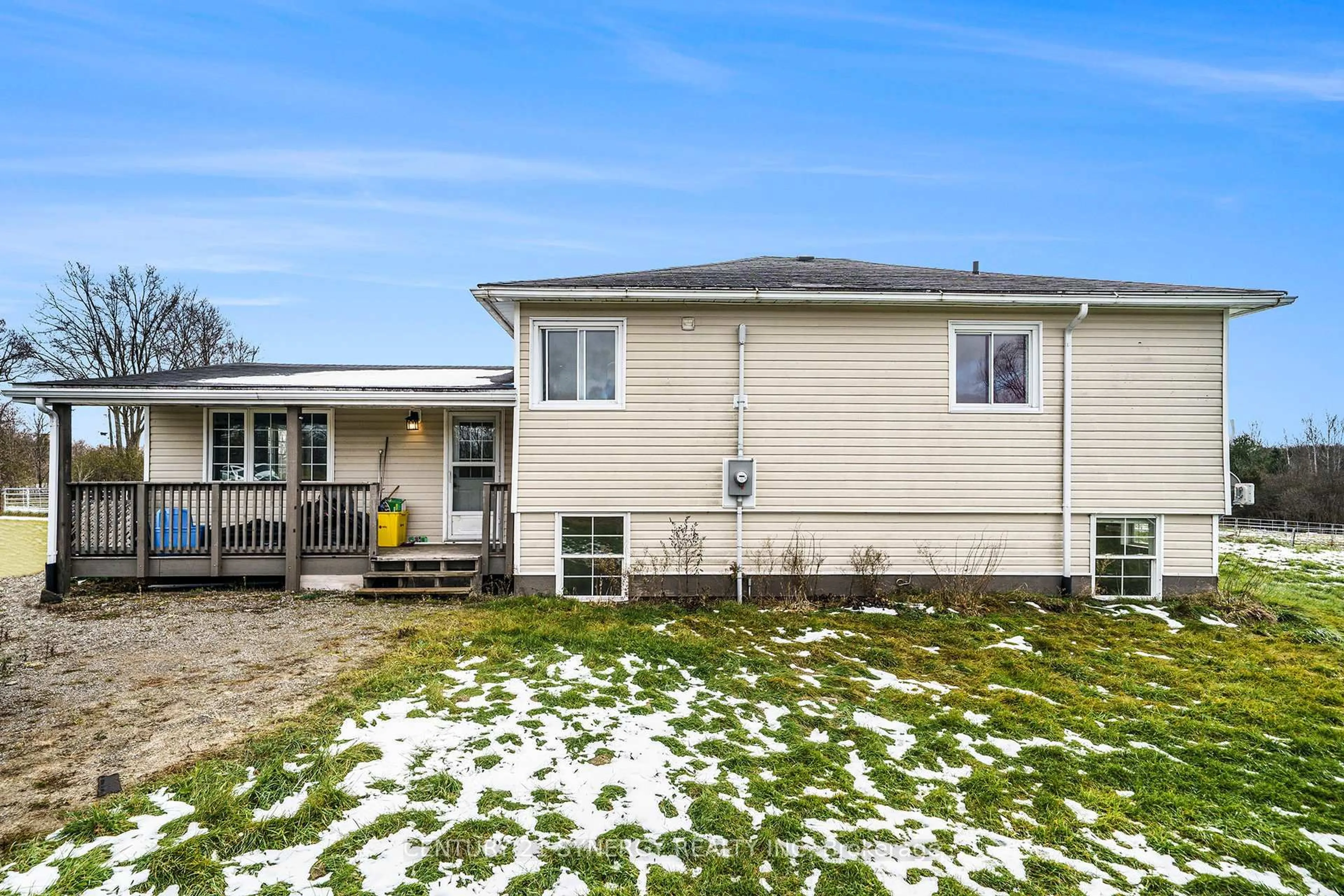 Unknown for 385 Wood Rd, Smiths Falls Ontario K7A 5B8