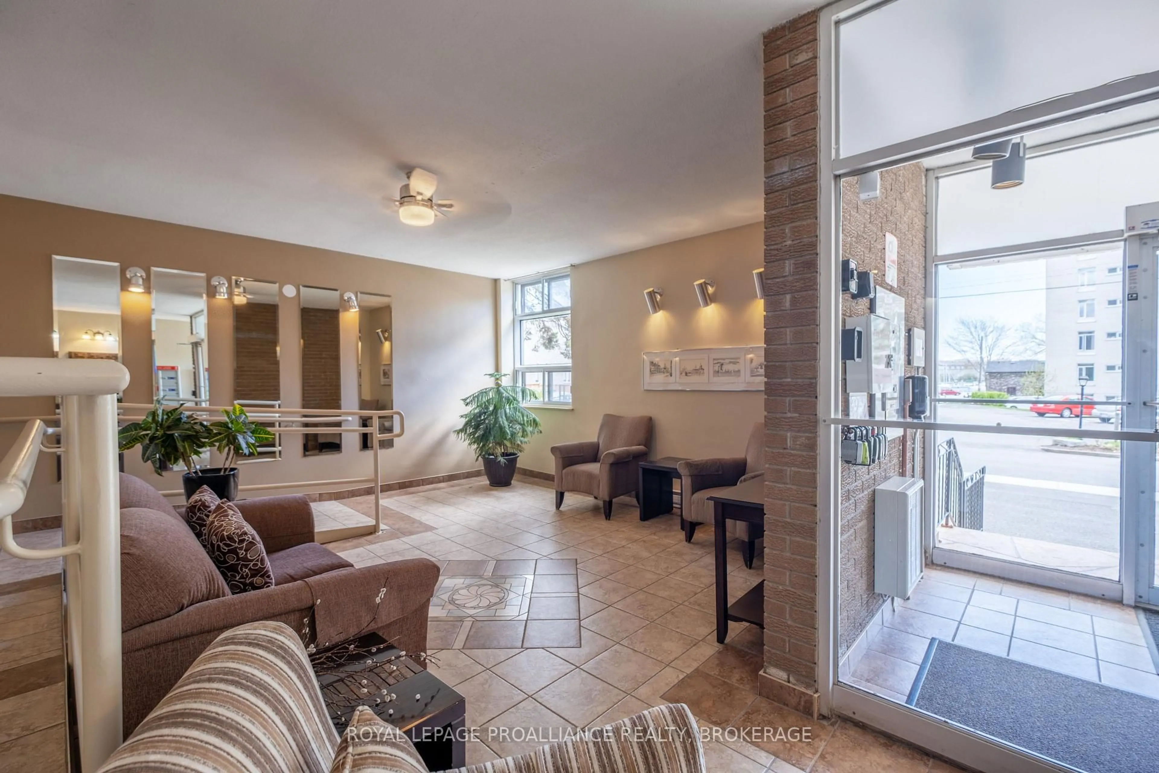 Unknown for 2 Mowat Ave #501, Kingston Ontario K7M 1K1