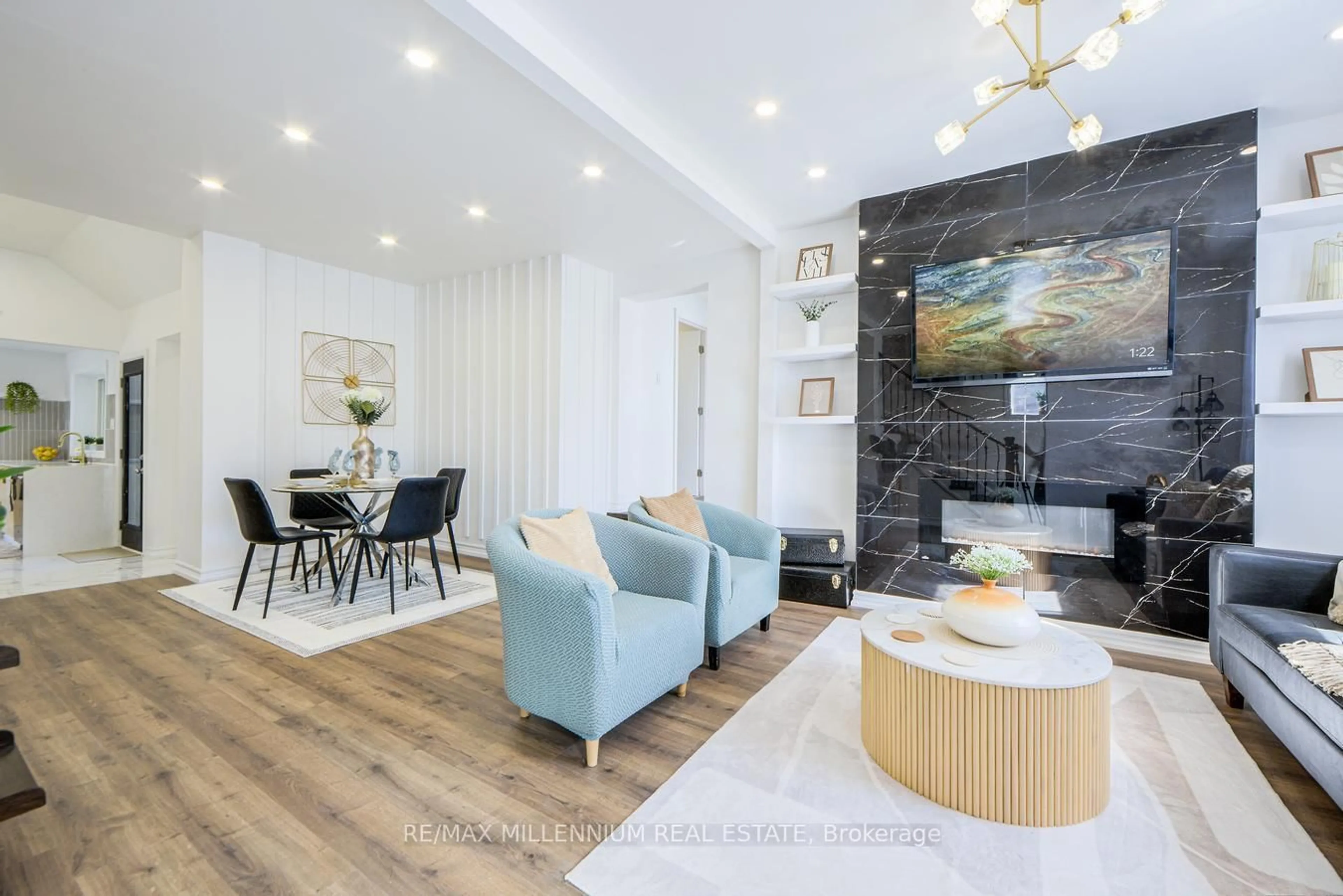 Living room with furniture, unknown for 640 Romaine St, Peterborough Ontario K9J 2E4