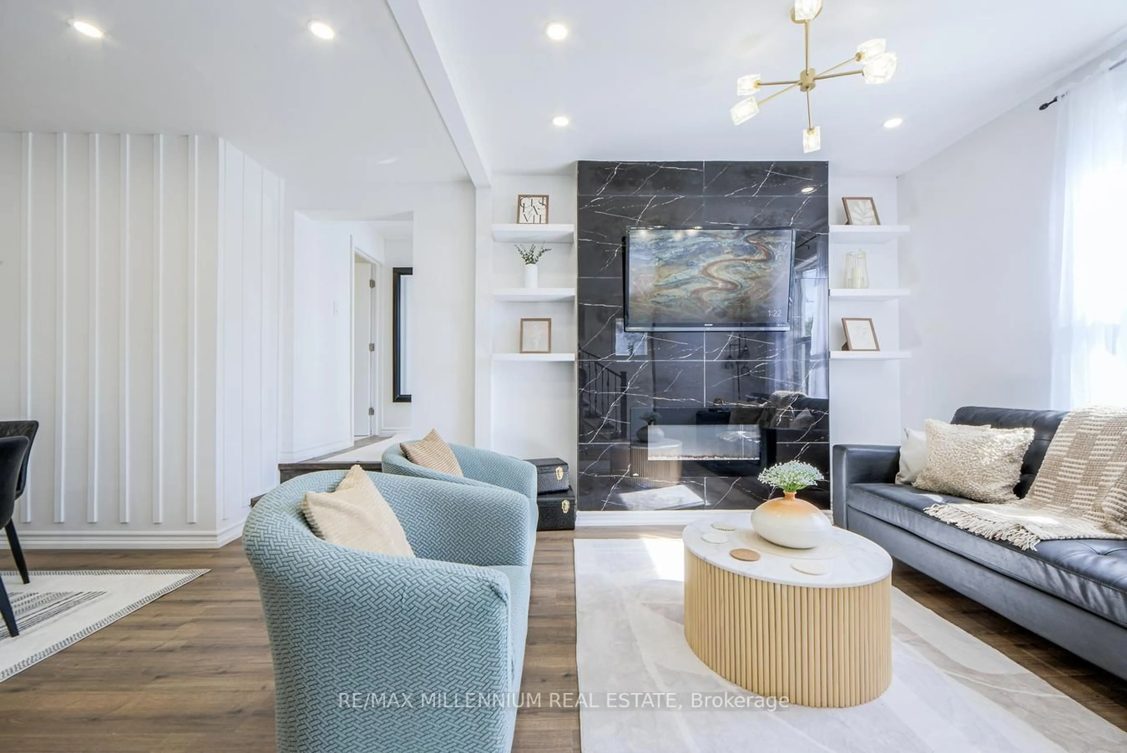 Living room with furniture, ceramic/tile floor for 640 Romaine St, Peterborough Ontario K9J 2E4