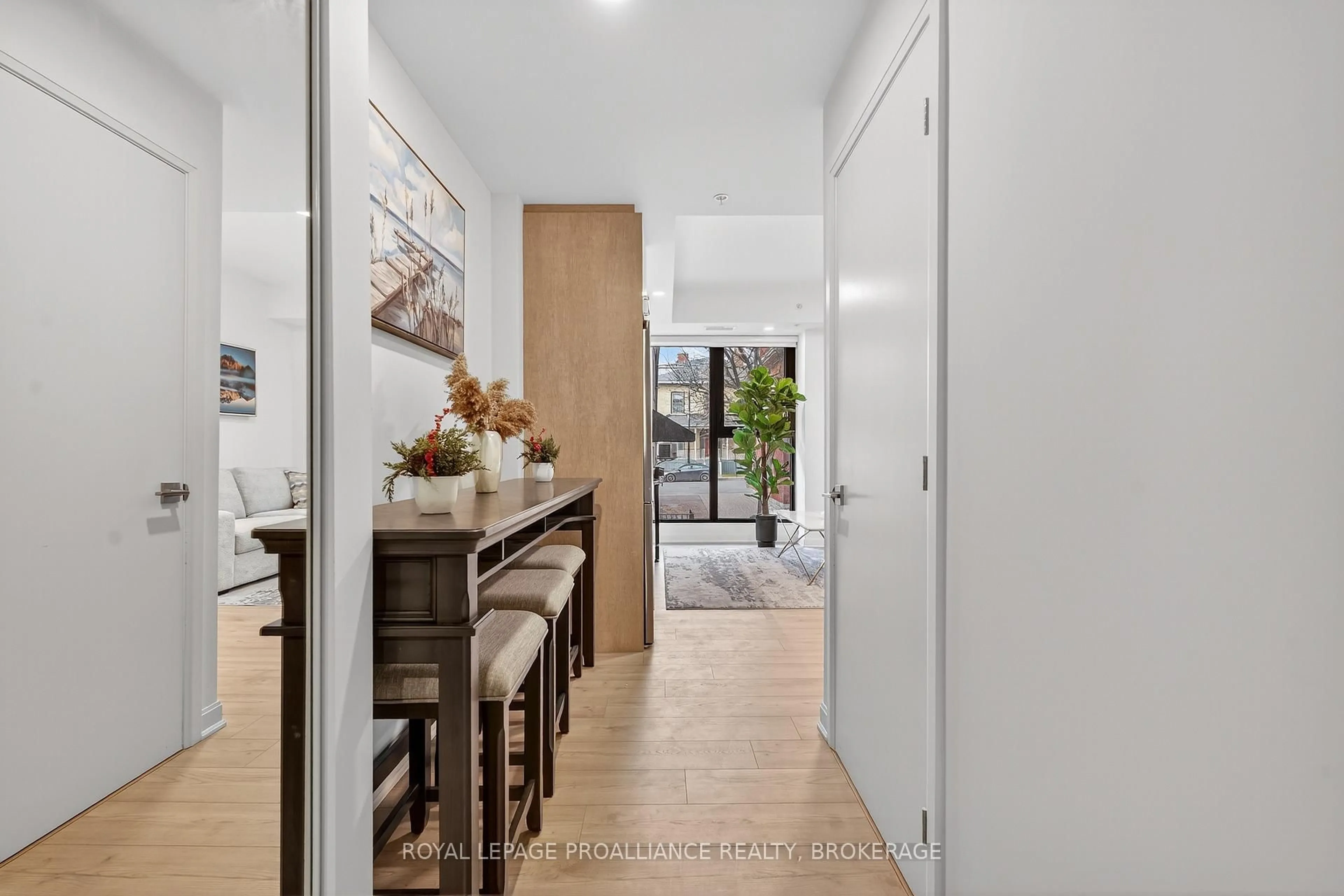 Indoor entryway for 223 Princess St #217, Kingston Ontario K7L 1B3