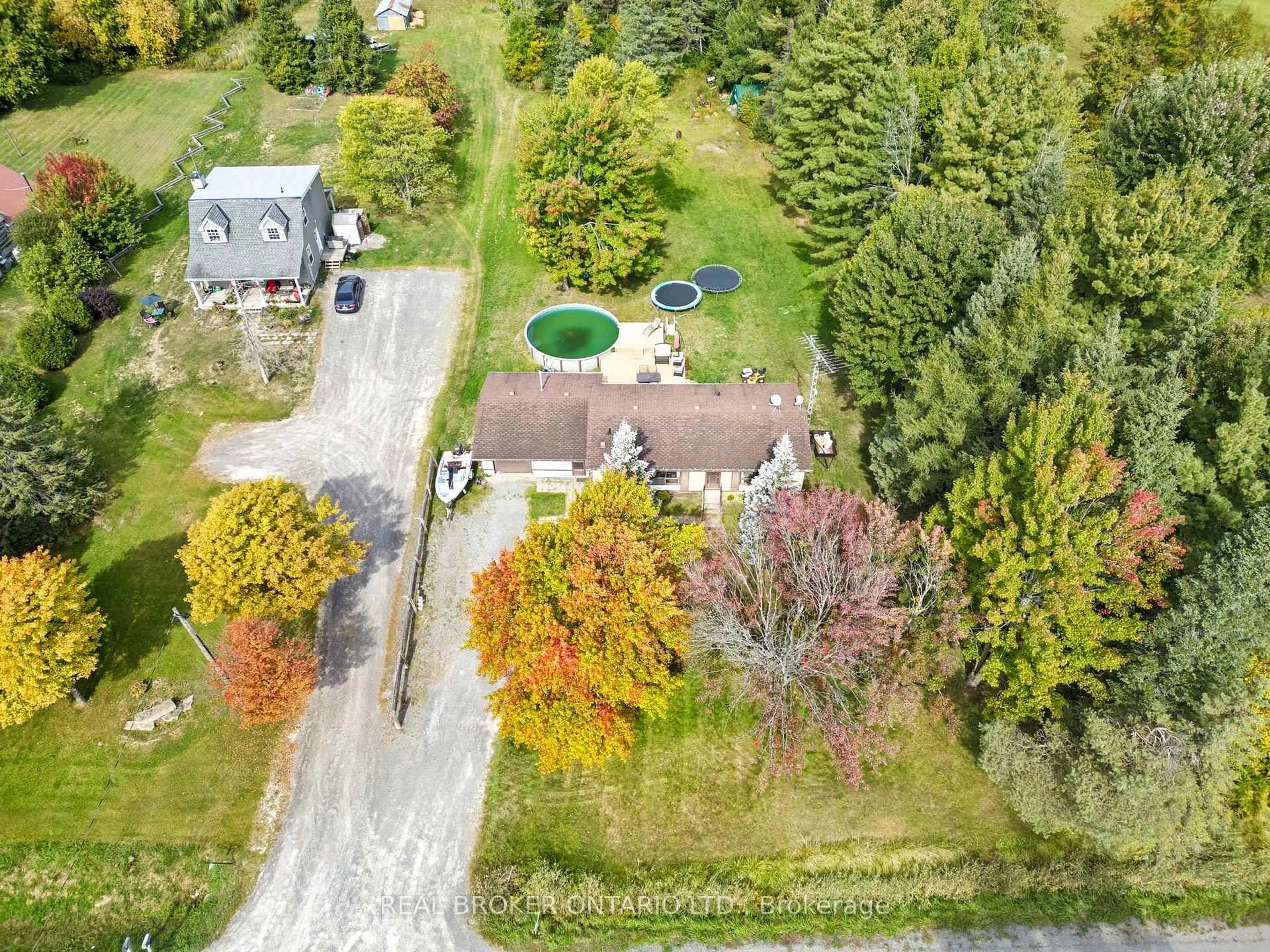 A pic from outside/outdoor area/front of a property/back of a property/a pic from drone, water/lake/river/ocean view for 2627 Donnelly Dr, Kemptville Ontario K0G 1J0