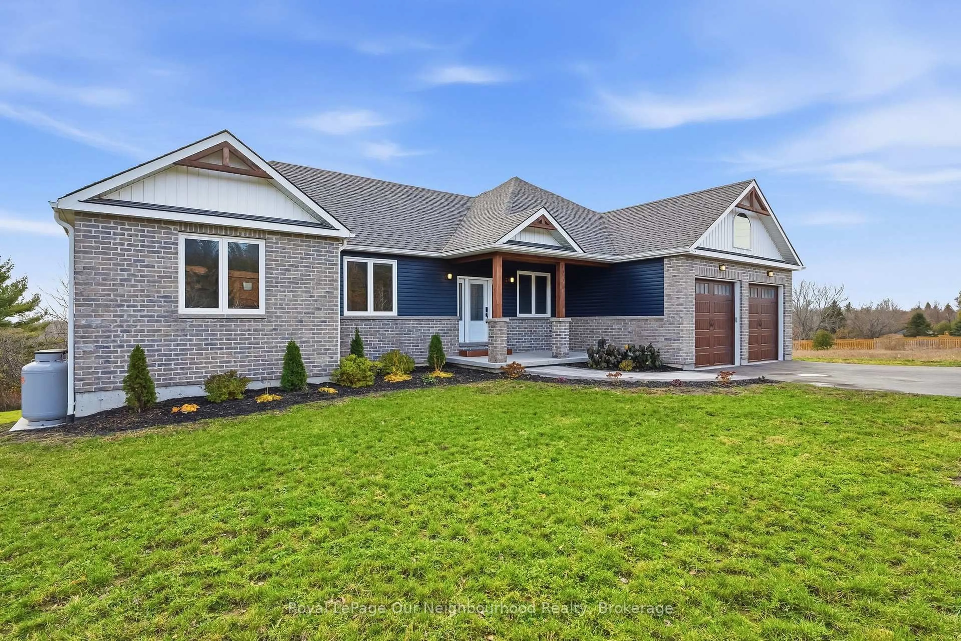 Home with vinyl exterior material, unknown for 14321 County Road 2, Cramahe Ontario K0K 1S0