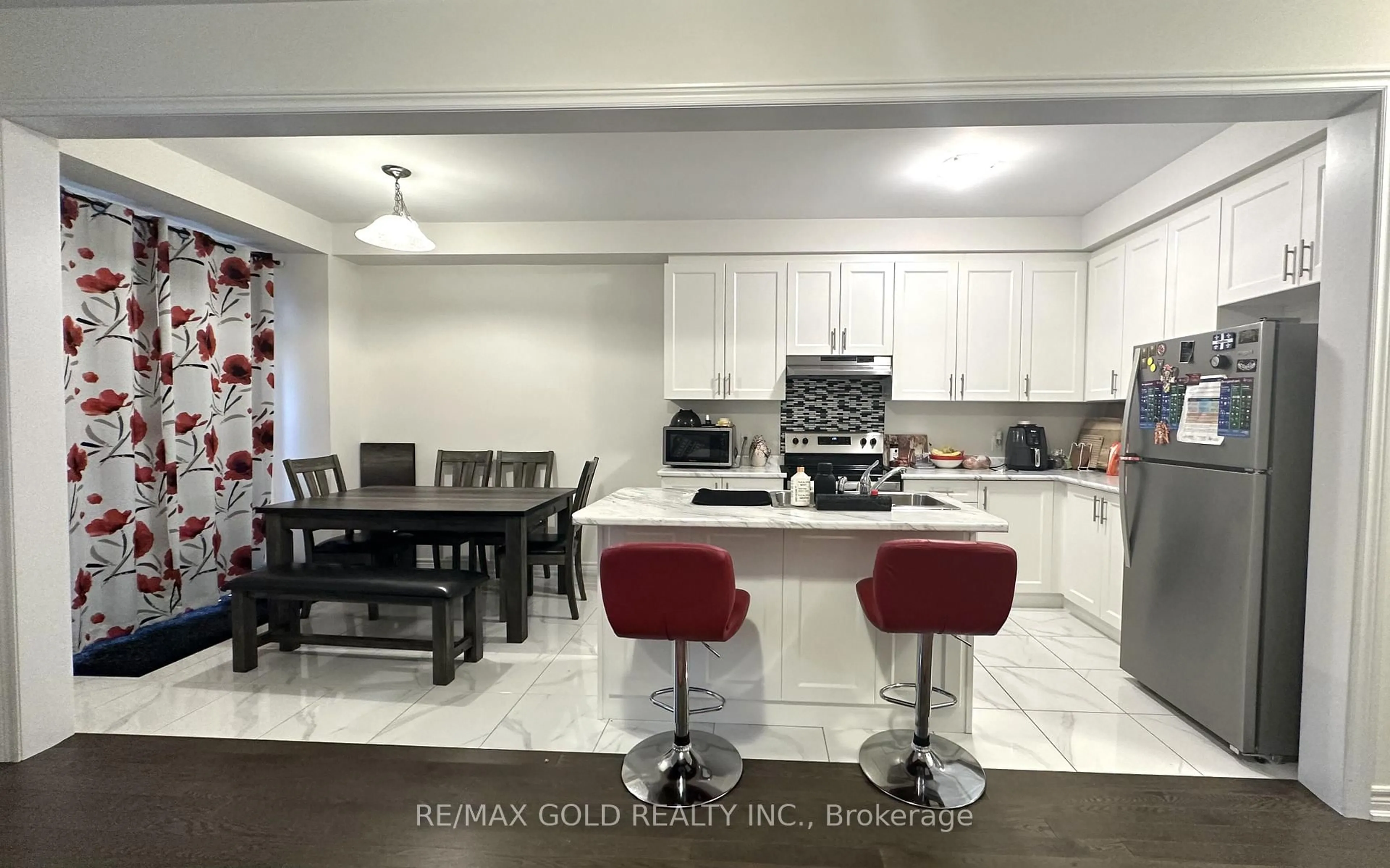 Open concept kitchen, ceramic/tile floor for 166 Deerpath Dr #52, Guelph Ontario N1K 0E2