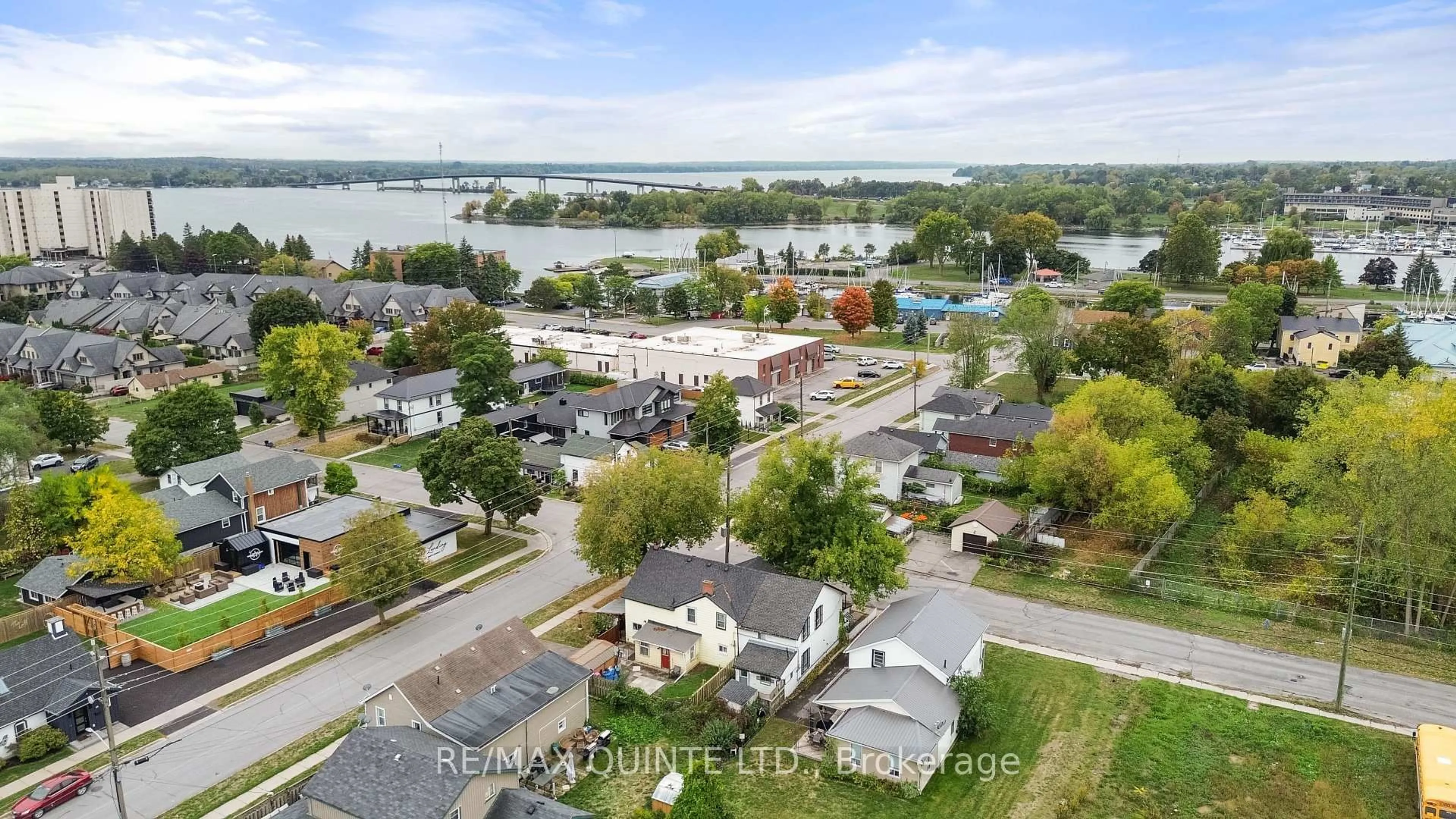 A pic from outside/outdoor area/front of a property/back of a property/a pic from drone, water/lake/river/ocean view for 79 South Church St, Belleville Ontario K8V 3B7