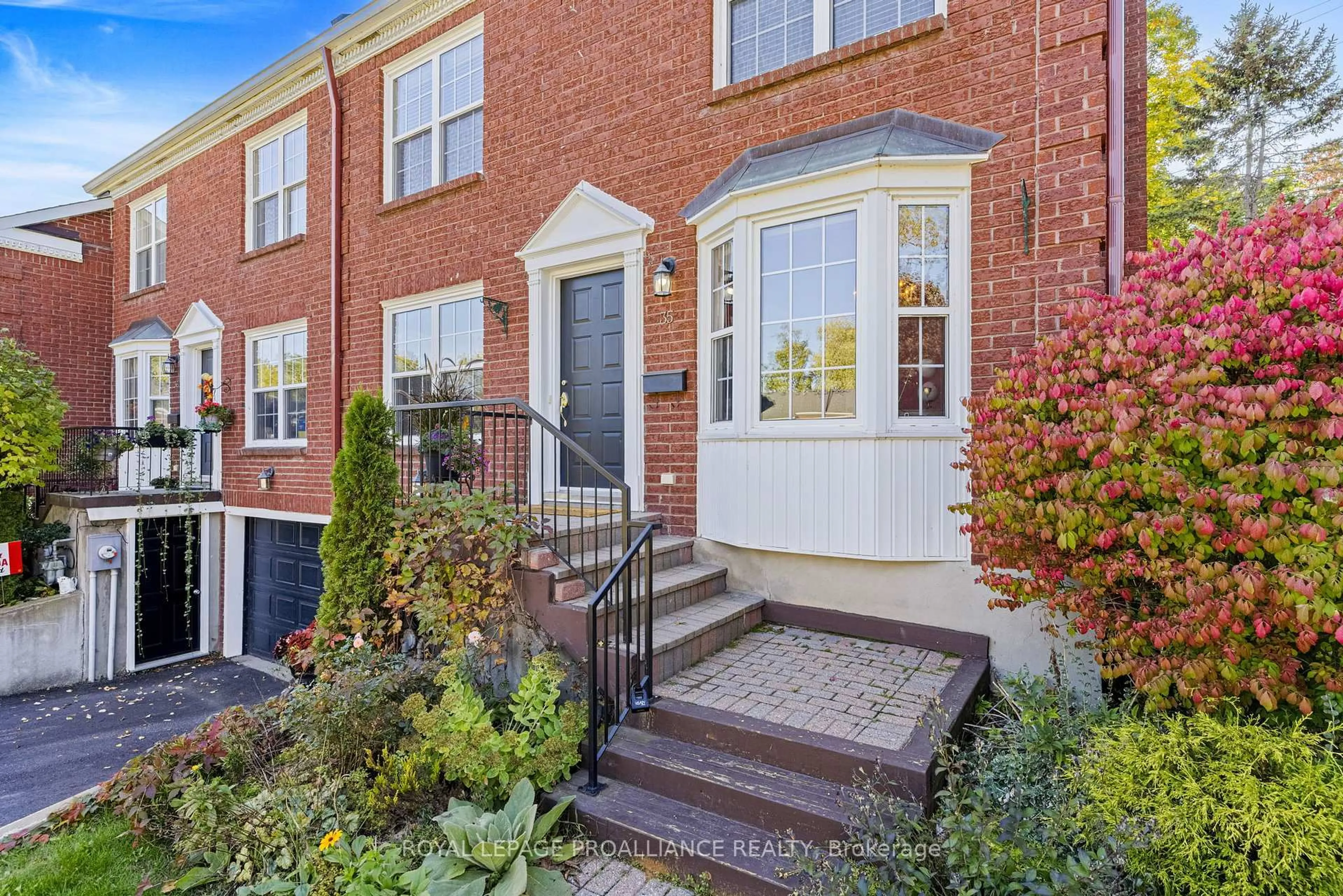 Home with brick exterior material, street for 35 Country Club Pl, Brockville Ontario K6V 6T6