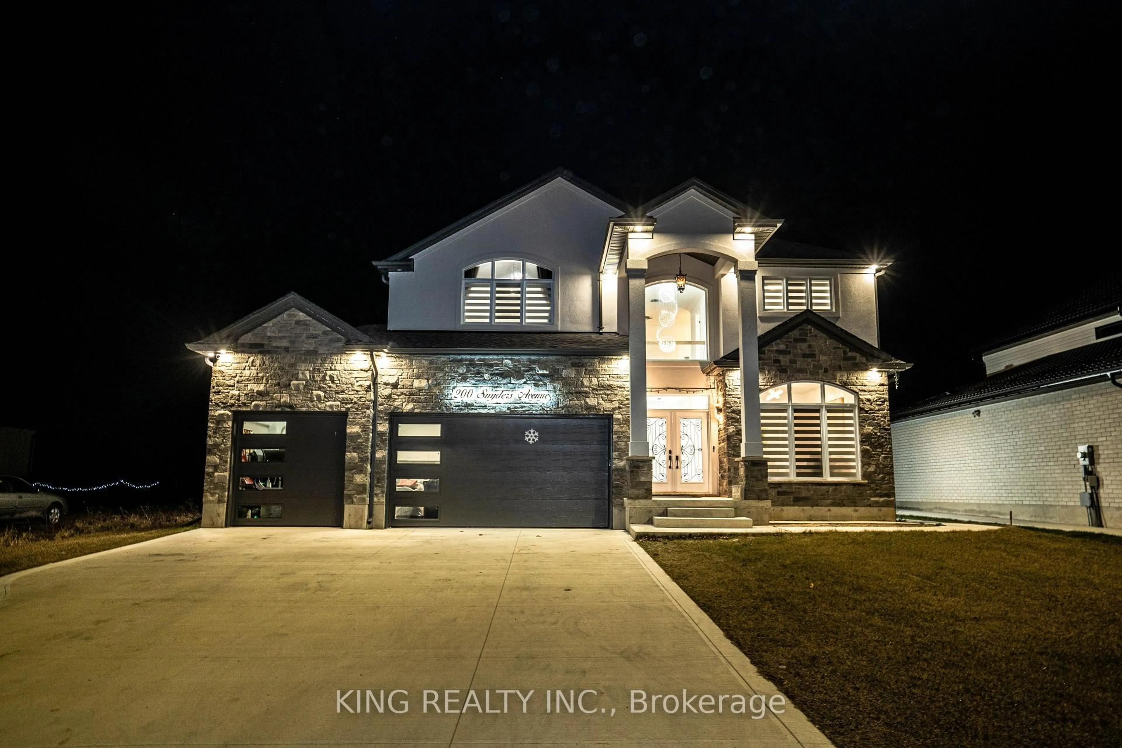 Home with brick exterior material, building for 200 Snyders Ave, Central Elgin Ontario N0L 1B0