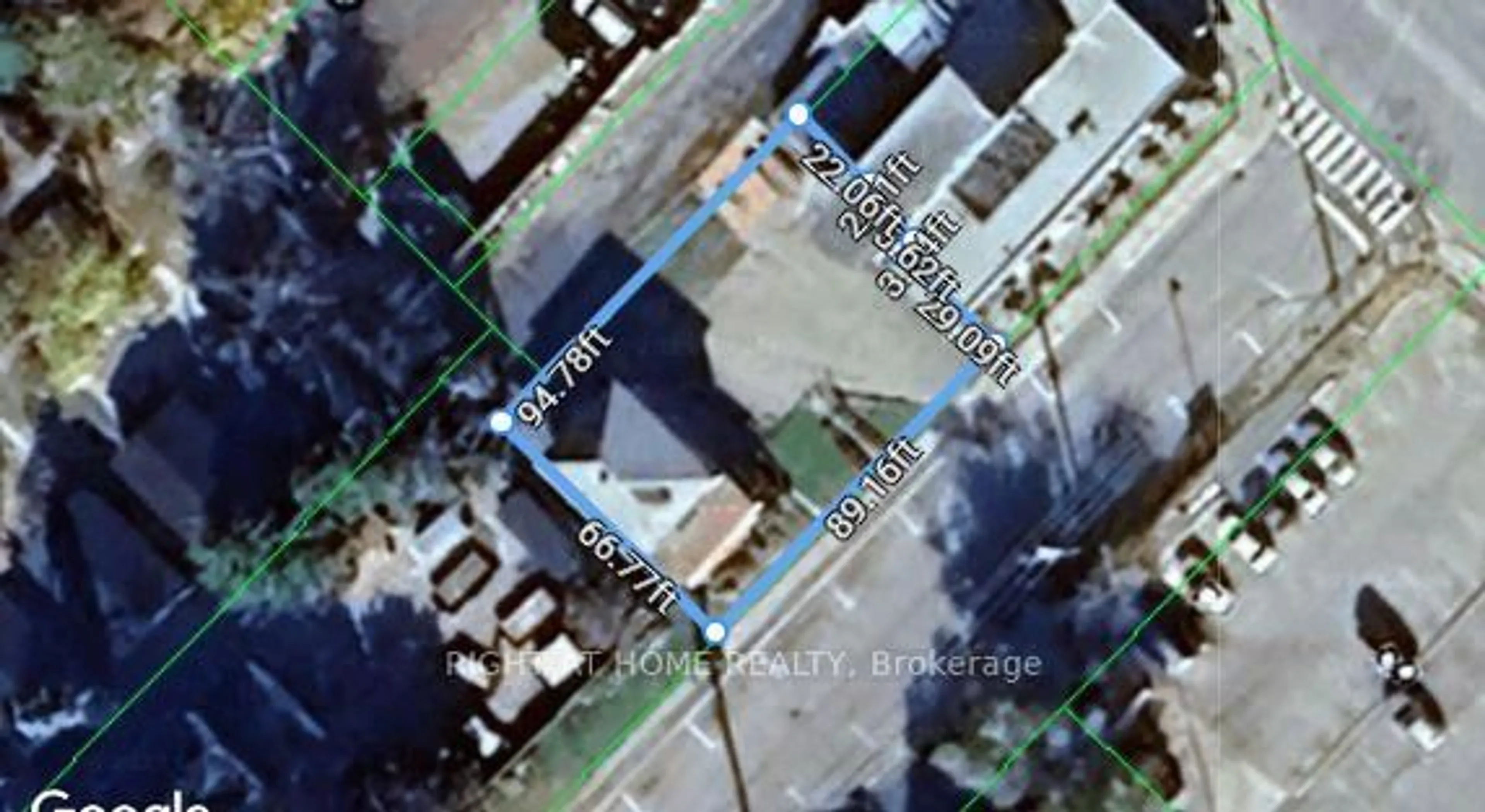 A pic from outside/outdoor area/front of a property/back of a property/a pic from drone, building for 7 Clinton St, Norfolk Ontario N0A 1N0