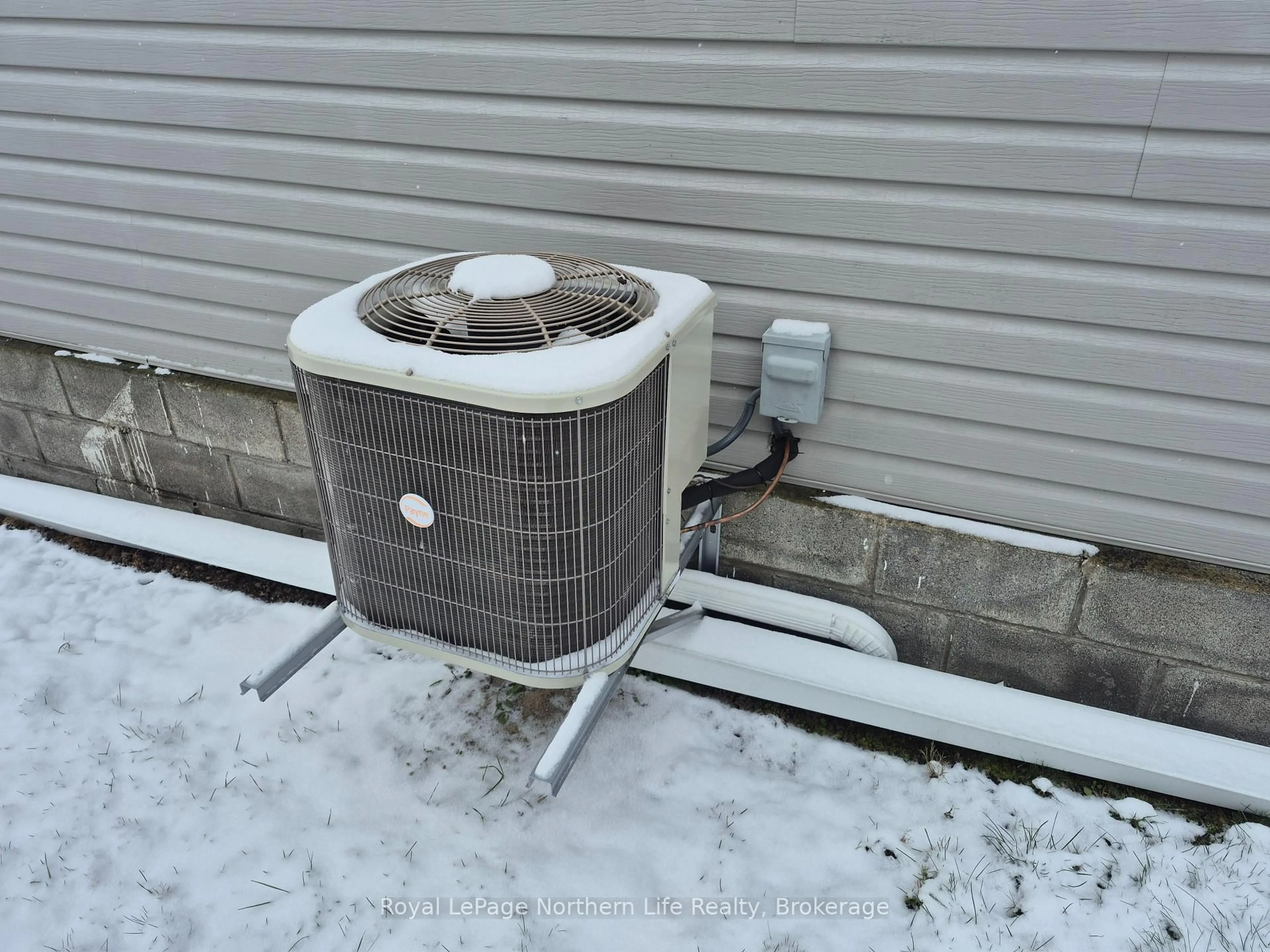 Patio, street for 431 BRYDGES St, Mattawa Ontario P0H 1V0