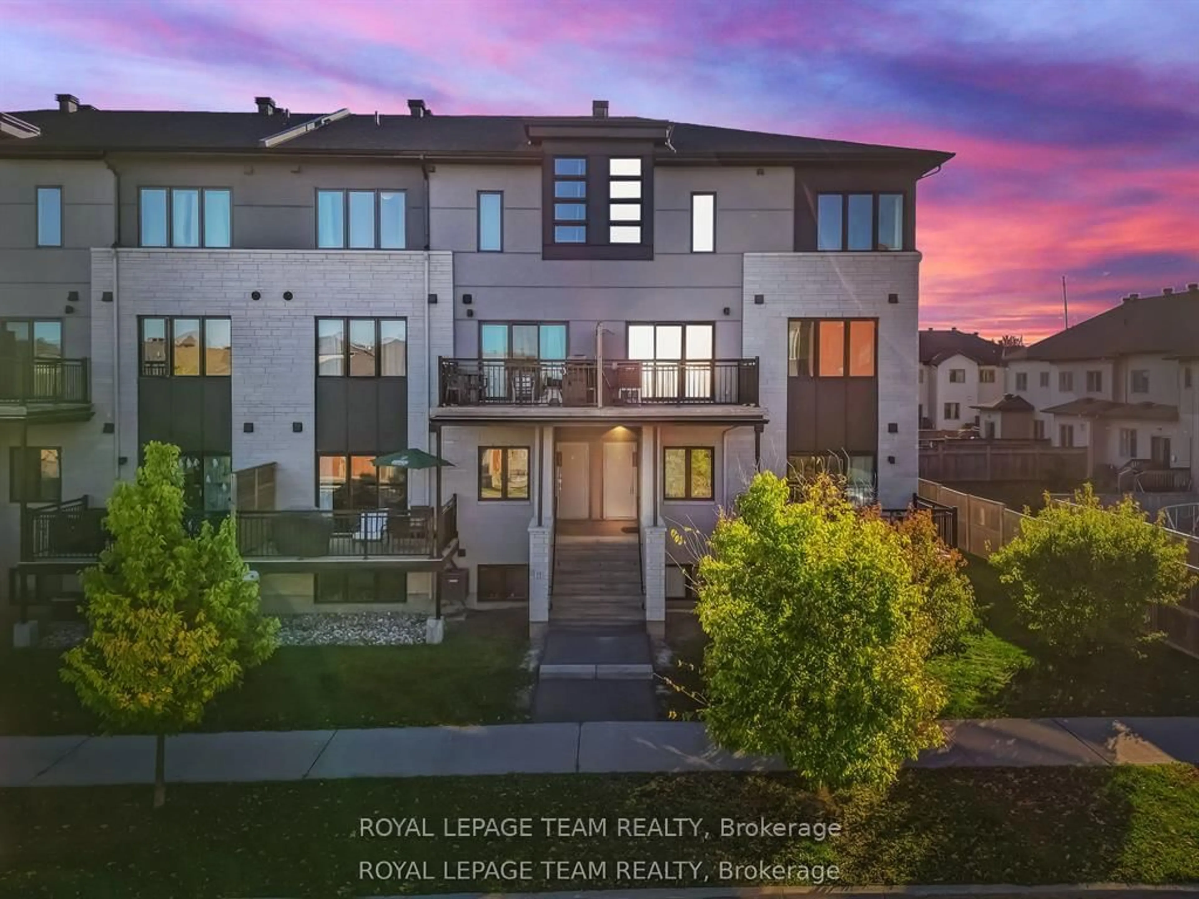 A pic from outside/outdoor area/front of a property/back of a property/a pic from drone, unknown for 440 Via Verona Ave #C, Ottawa Ontario K2J 6B3