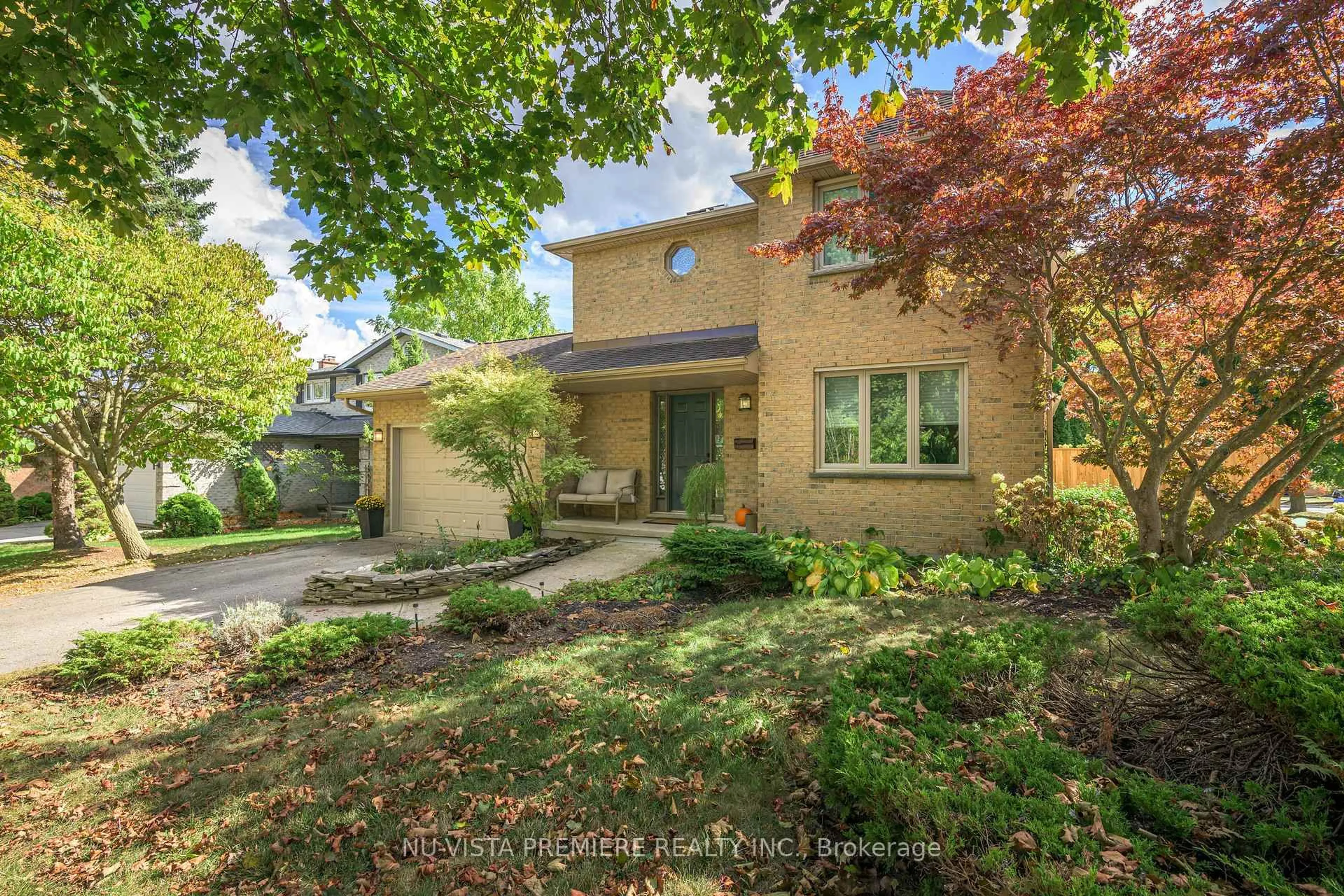 Home with brick exterior material, street for 237 Castlegrove Blvd, London North Ontario N6G 3Y7