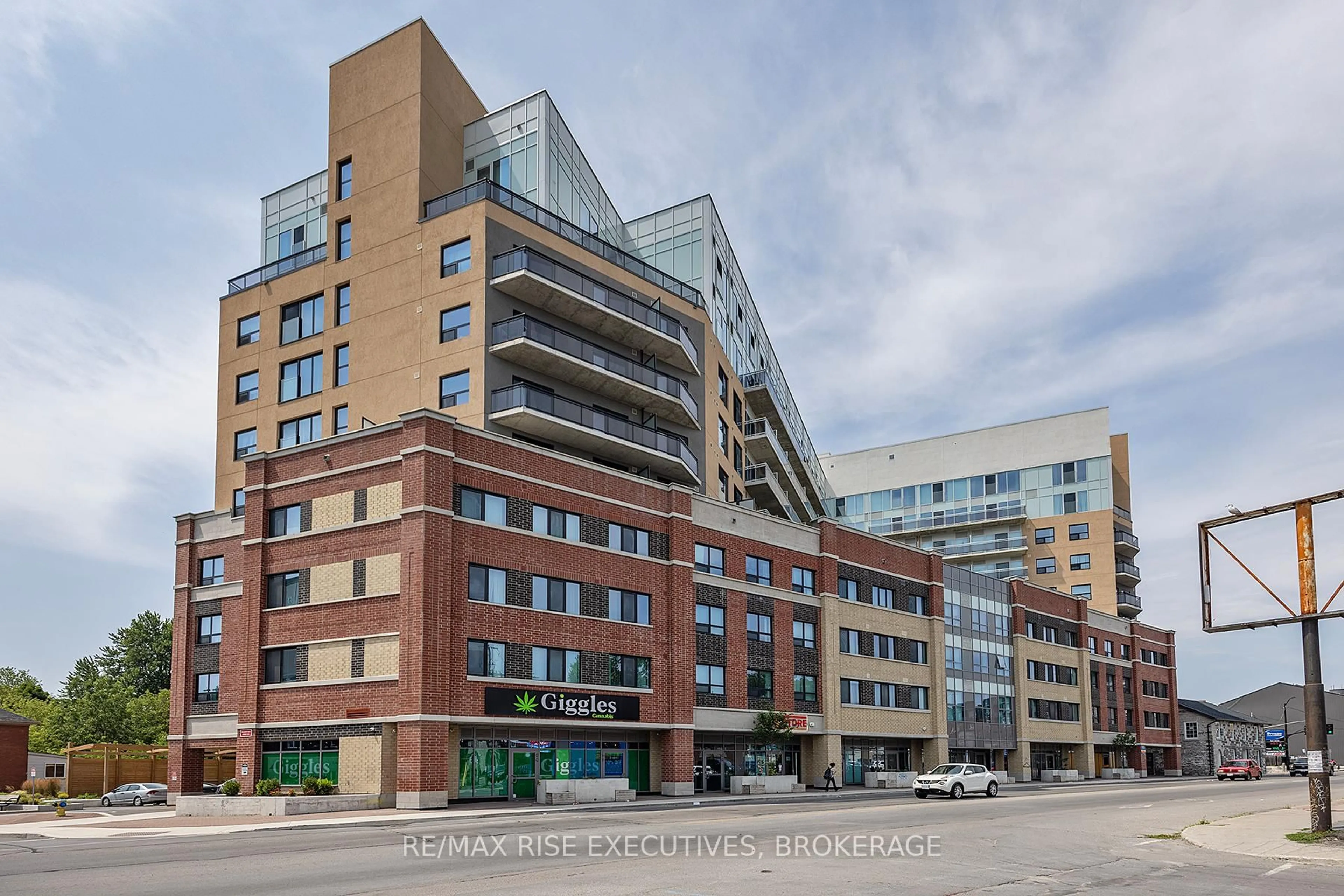 Unknown for 652 Princess St #515, Kingston Ontario K7L 1E5