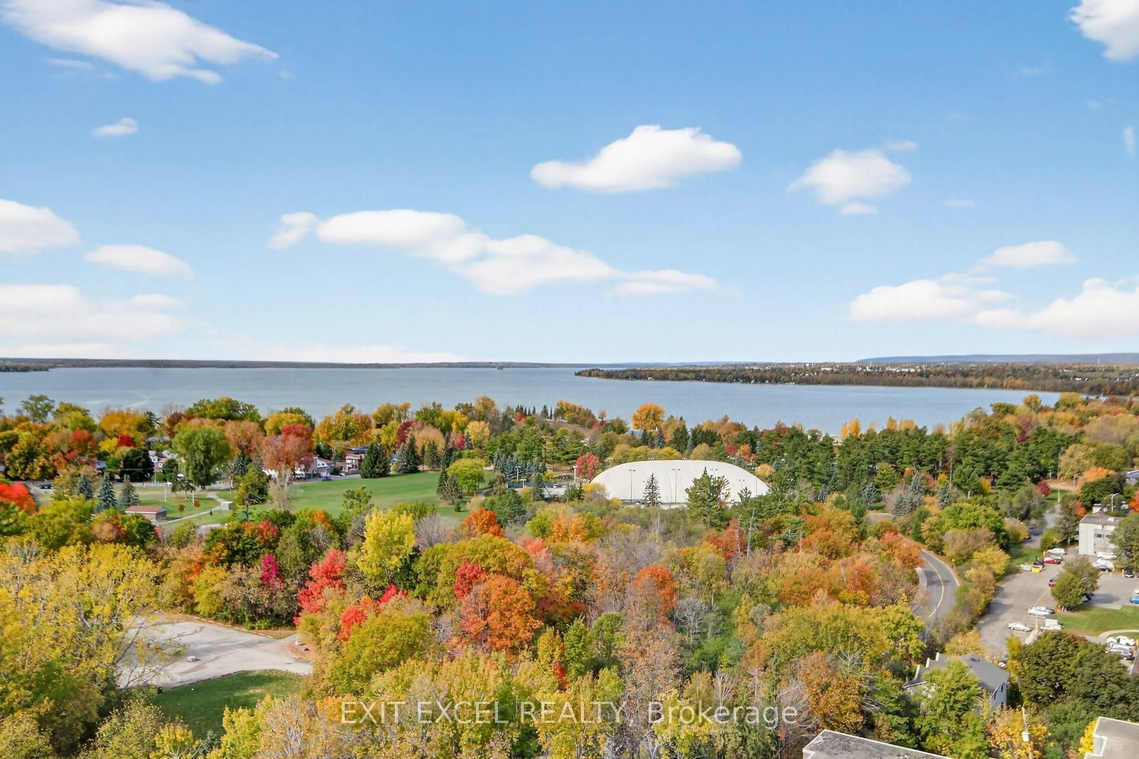 A pic from outside/outdoor area/front of a property/back of a property/a pic from drone, water/lake/river/ocean view for 415 Greenview Ave #1503, Ottawa Ontario K2B 8G5