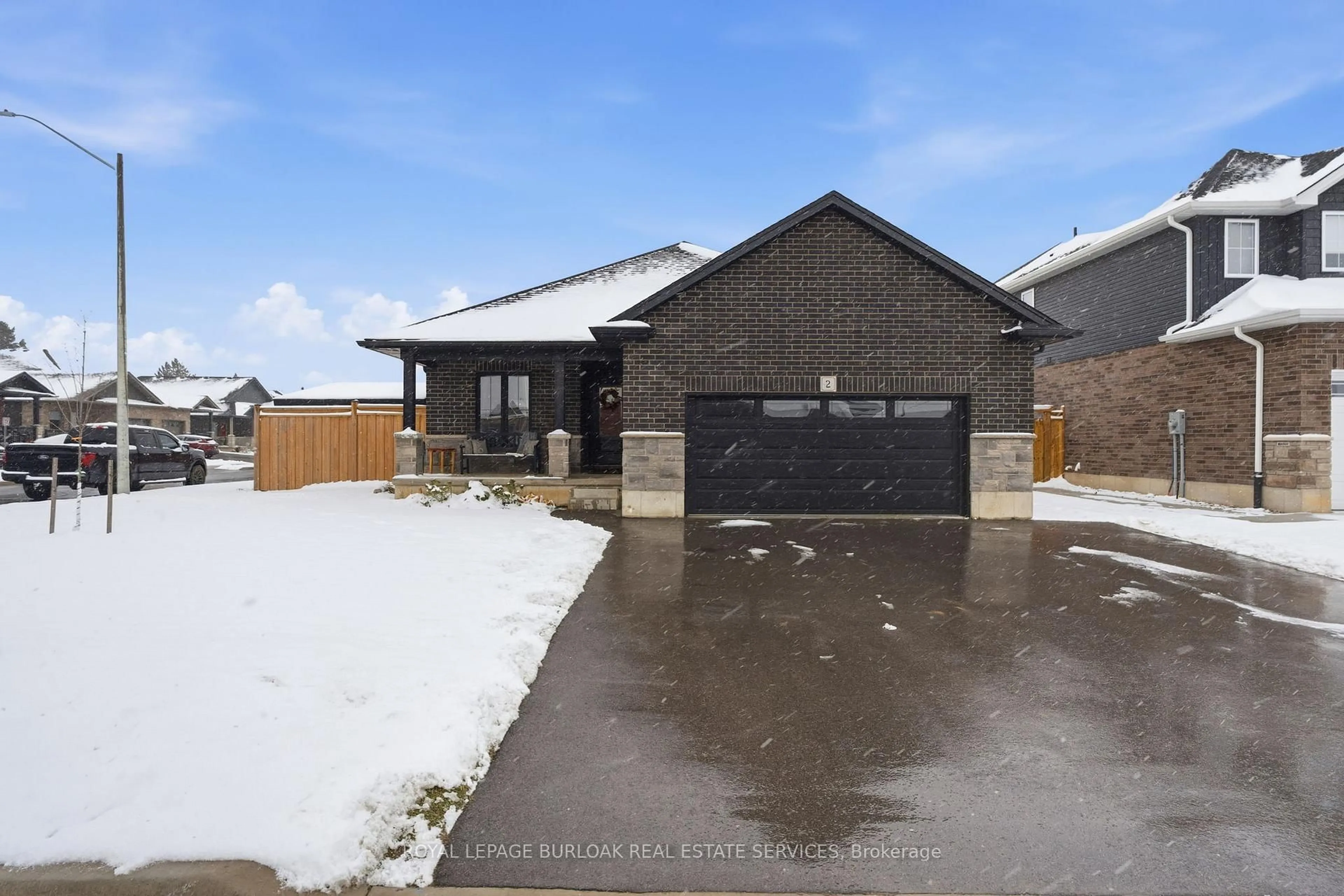 Unknown for 2 Pursel St, Norfolk Ontario N0E 1Y0