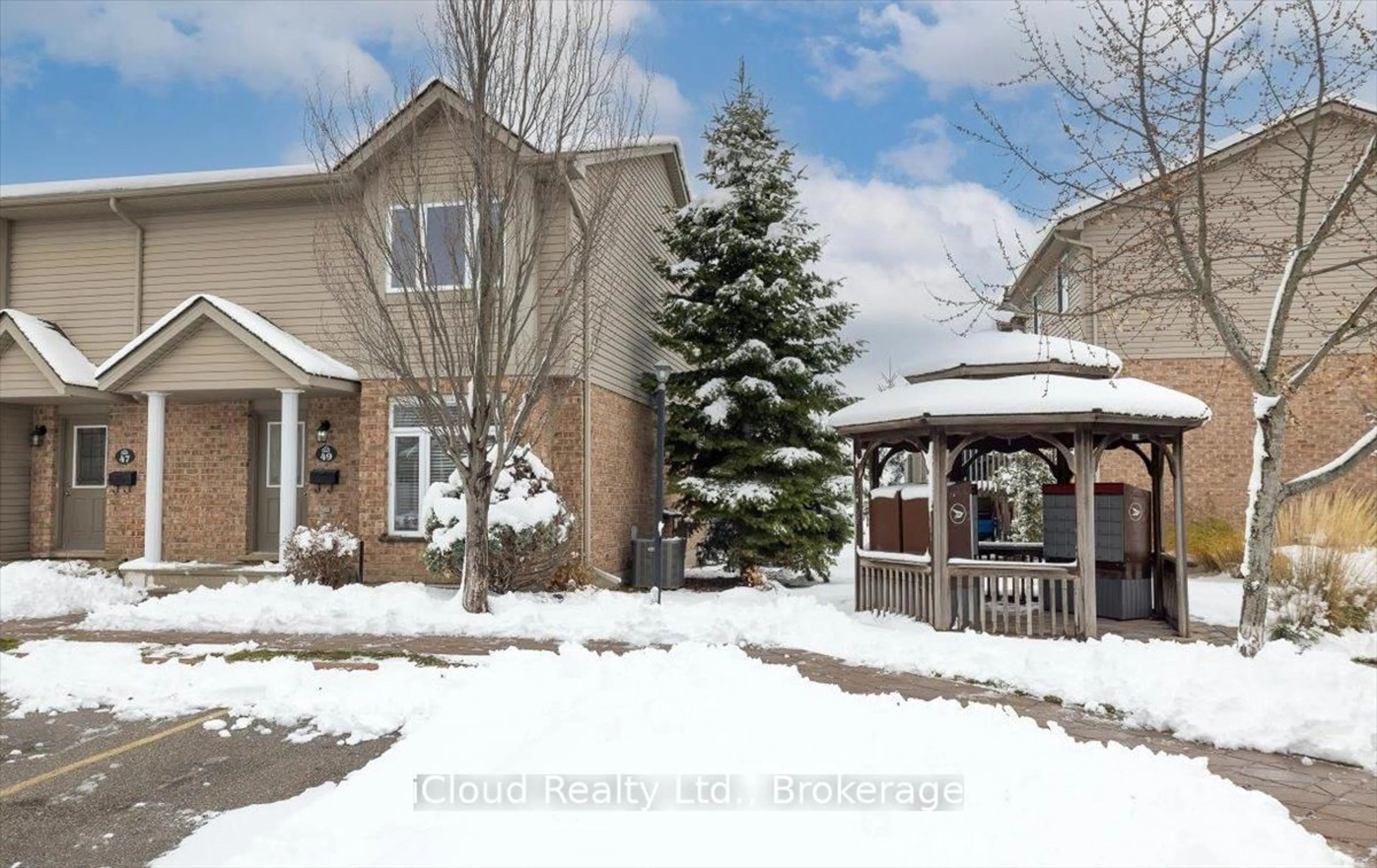 Patio, mountain view for 1600 Mickleborough Dr #49, London North Ontario N6G 5R6