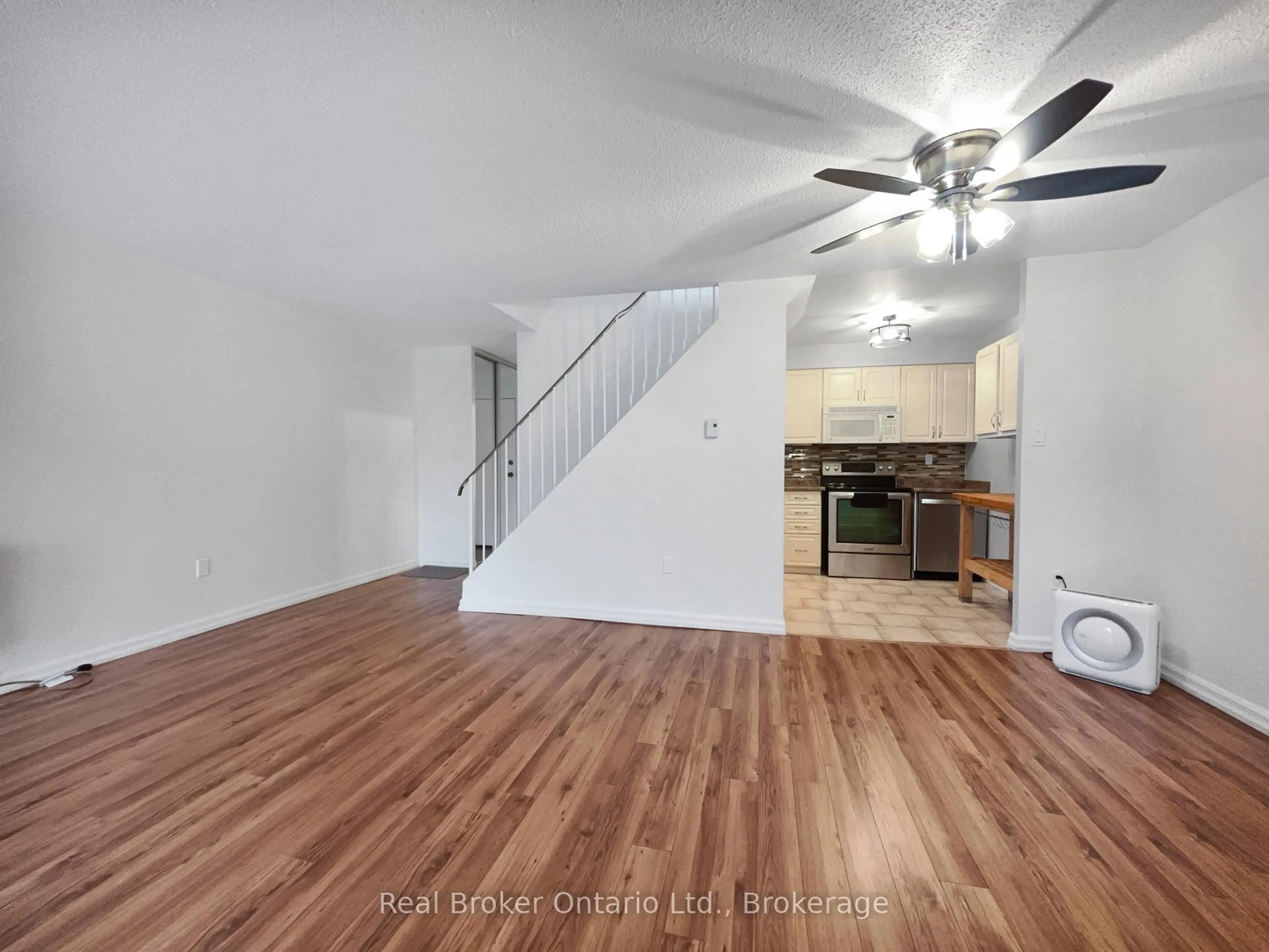 A pic of a room for 36 Hayhurst Rd #363, Brantford Ontario N3R 6Y9