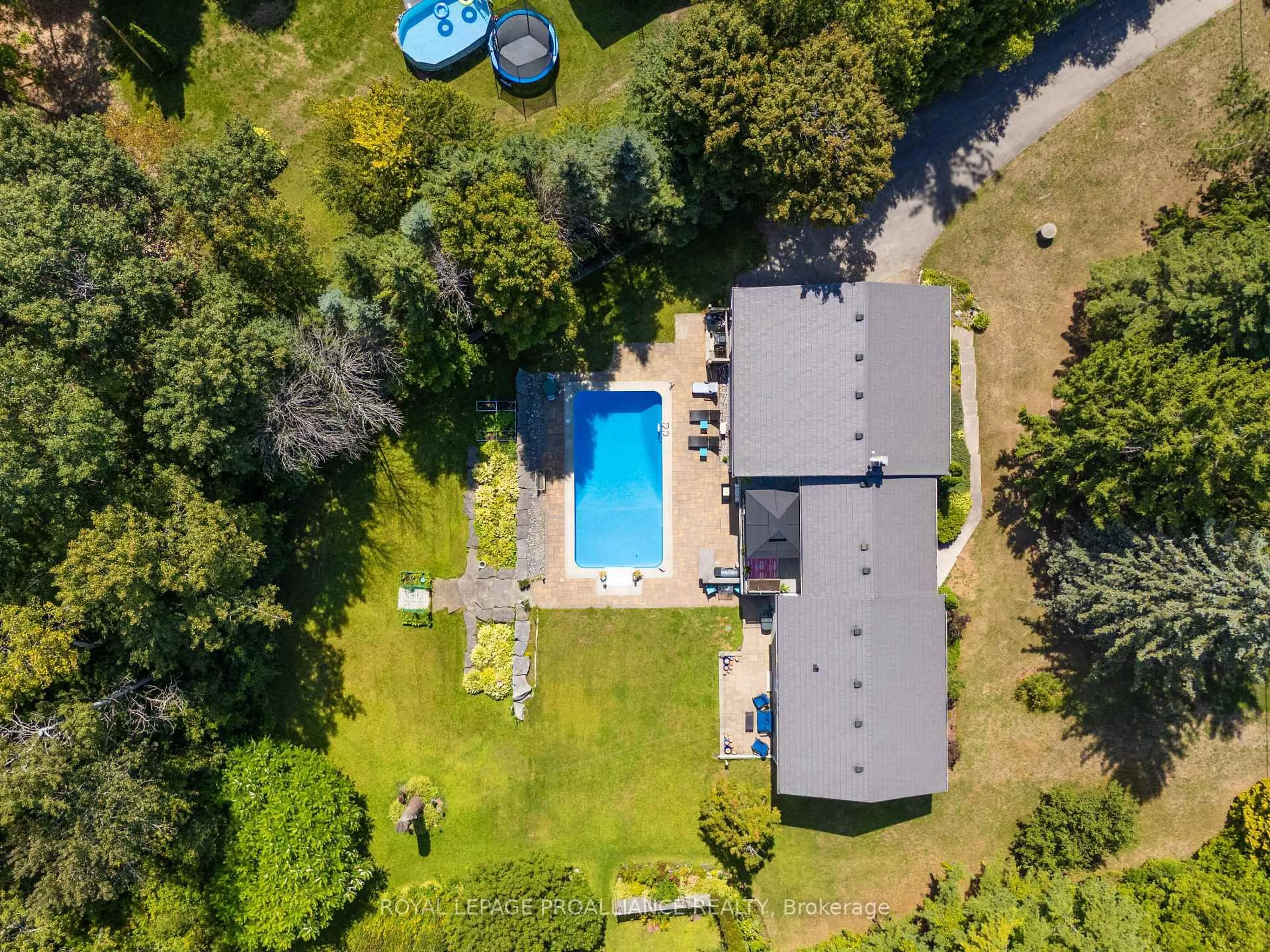 A pic from outside/outdoor area/front of a property/back of a property/a pic from drone, water/lake/river/ocean view for 2331 Division St, Cobourg Ontario K9A 0T9