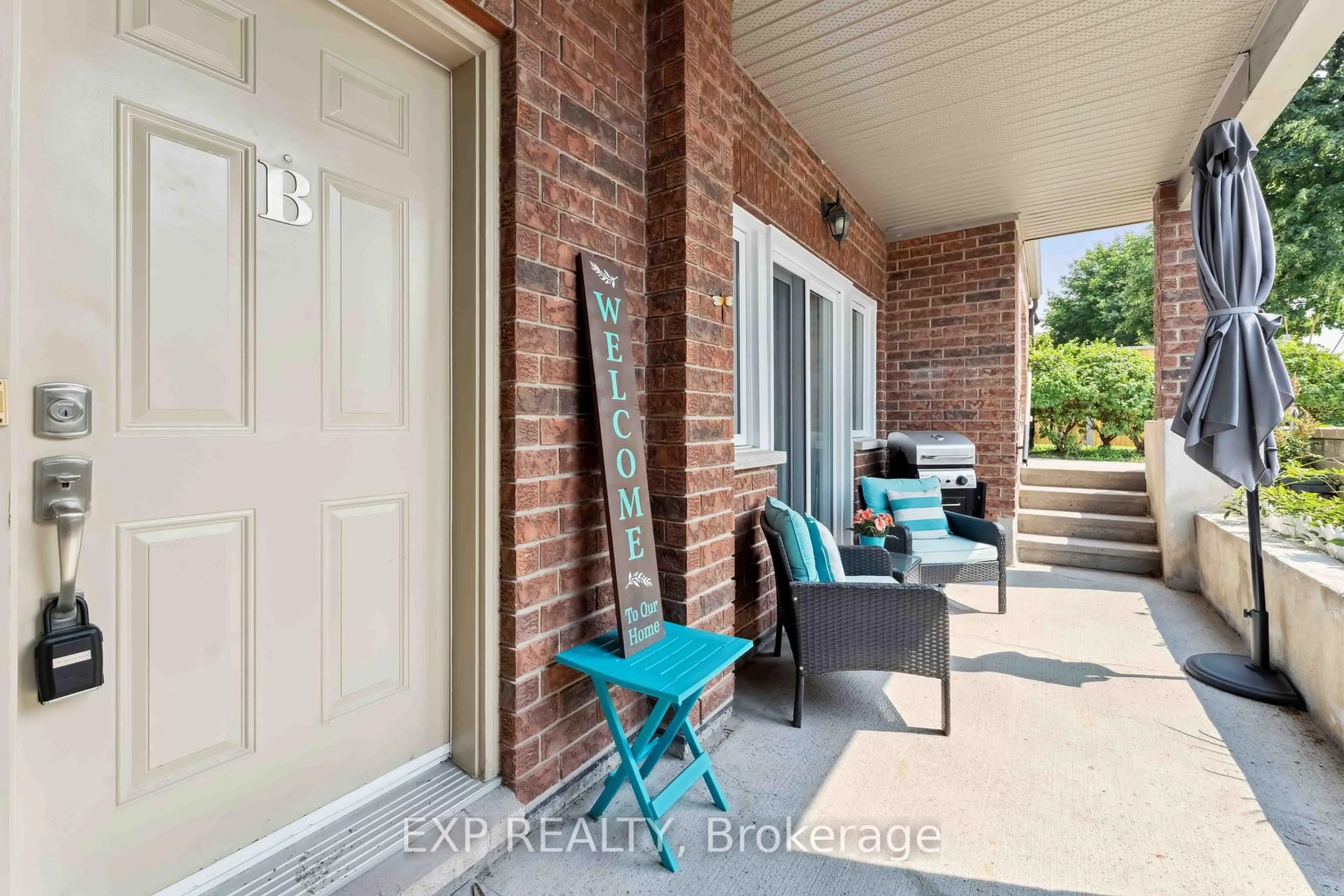 Patio, unknown for 231 Crestway Dr #B, Ottawa Ontario K2G 7C5