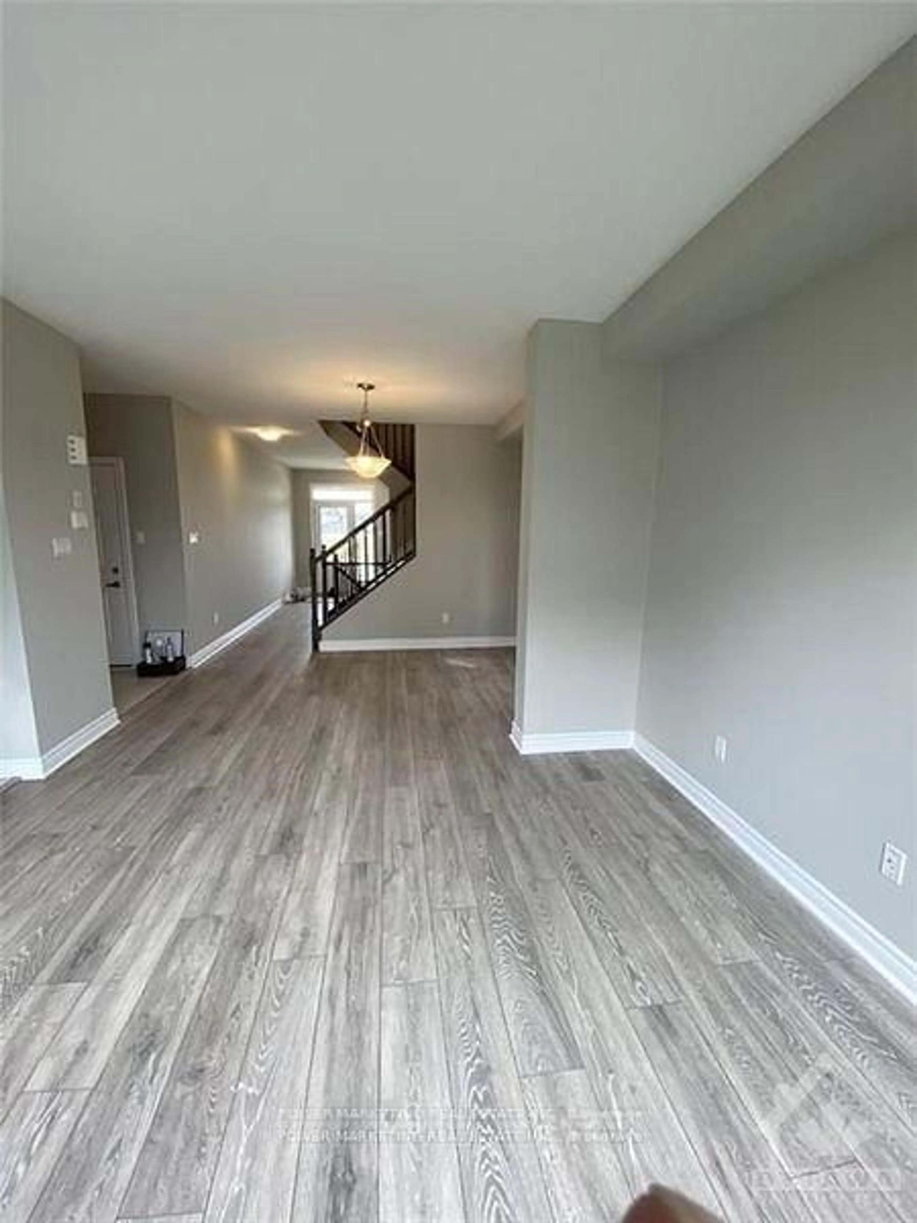 A pic of a room for 618 DECOEUR Dr, Ottawa Ontario K4A 1G9