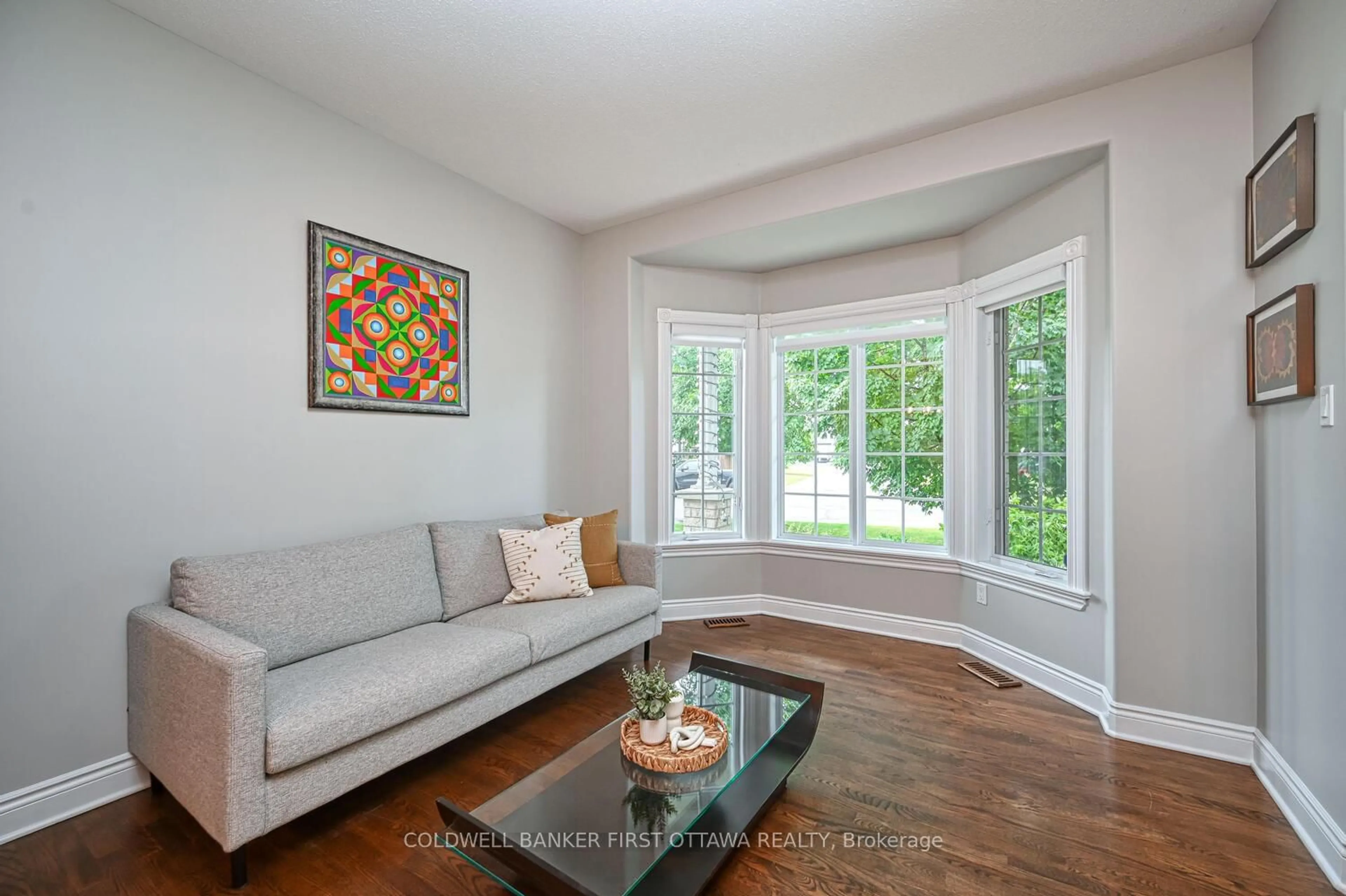 Living room with furniture, unknown for 105 Sirocco Cres, Stittsville Ontario K2S 2C9