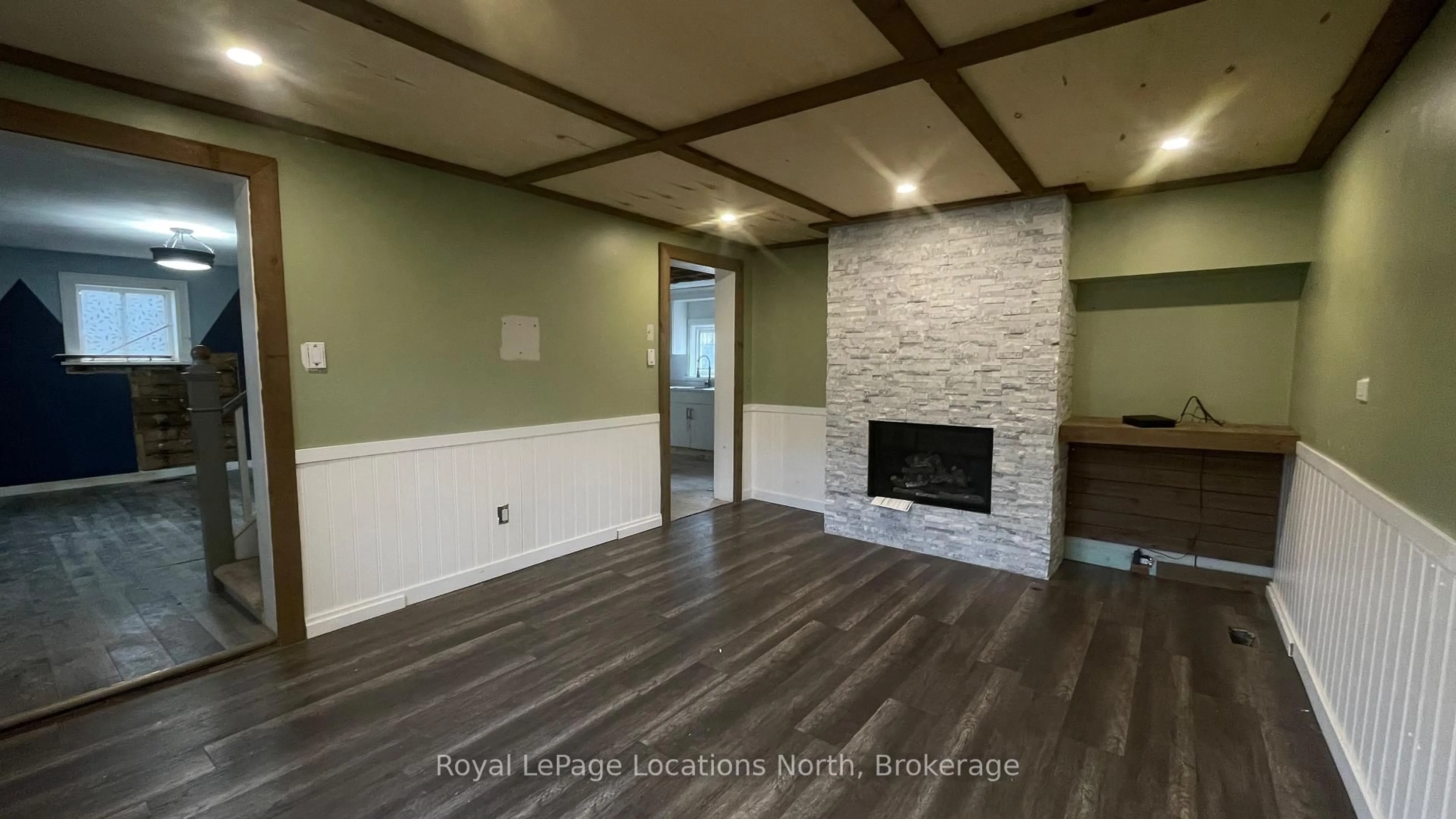 Unknown for 72 Sykes St, Meaford Ontario N4L 1E3