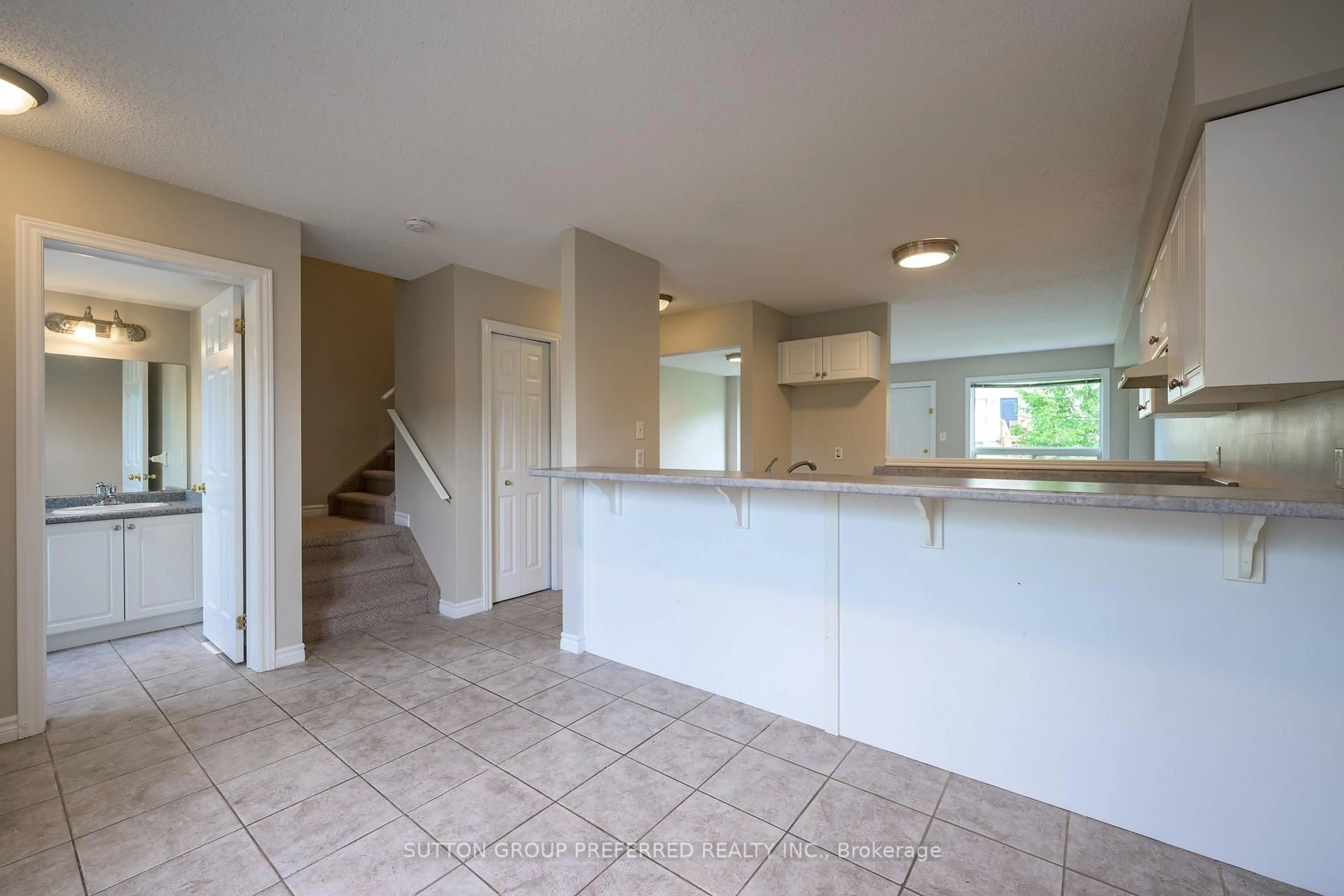 Open concept kitchen, unknown for 600 Sarnia Rd #29, London North Ontario N6G 5M5