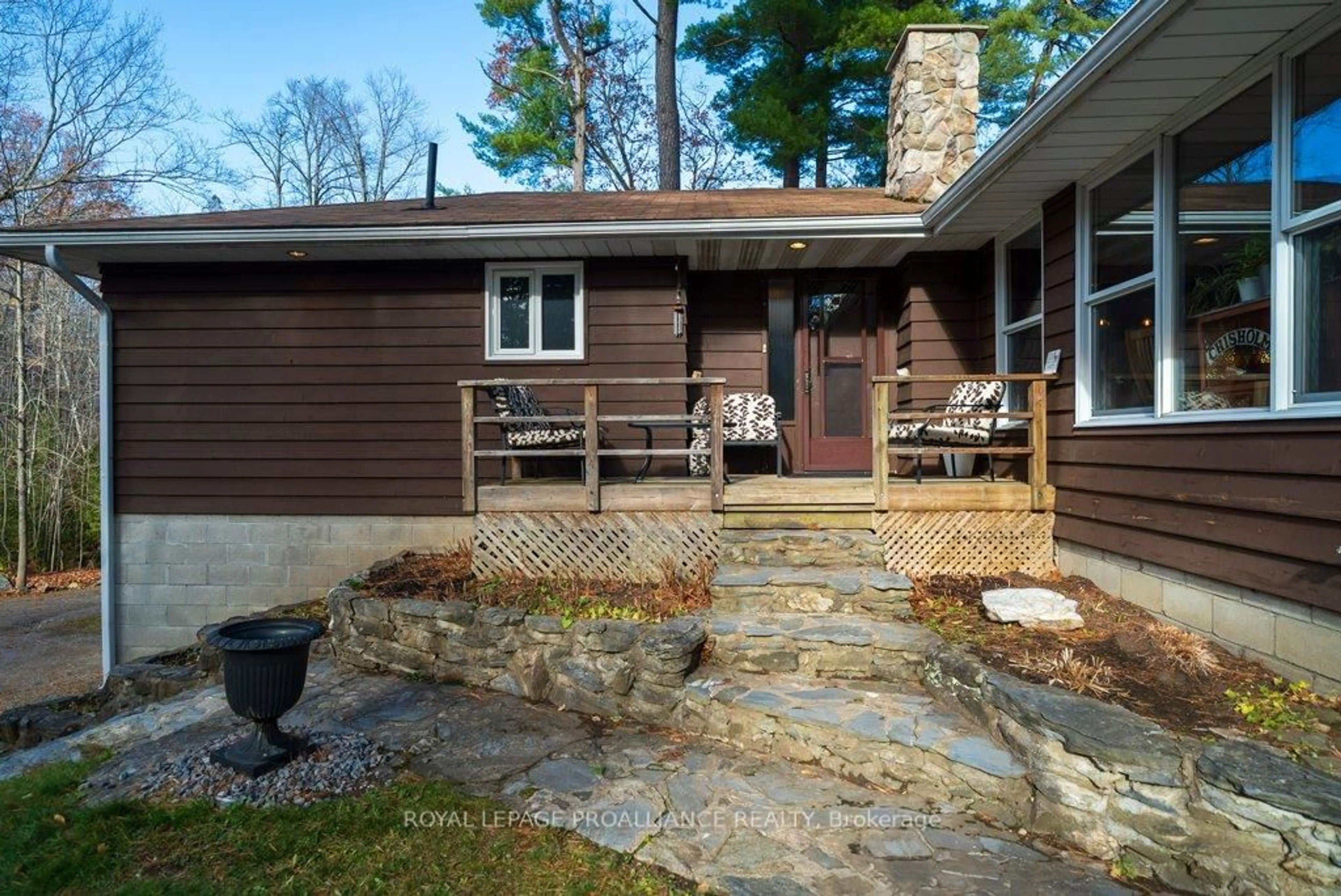 Home with brick exterior material, unknown for 1022 Fosters Lane, Cloyne Ontario K0H 1K0